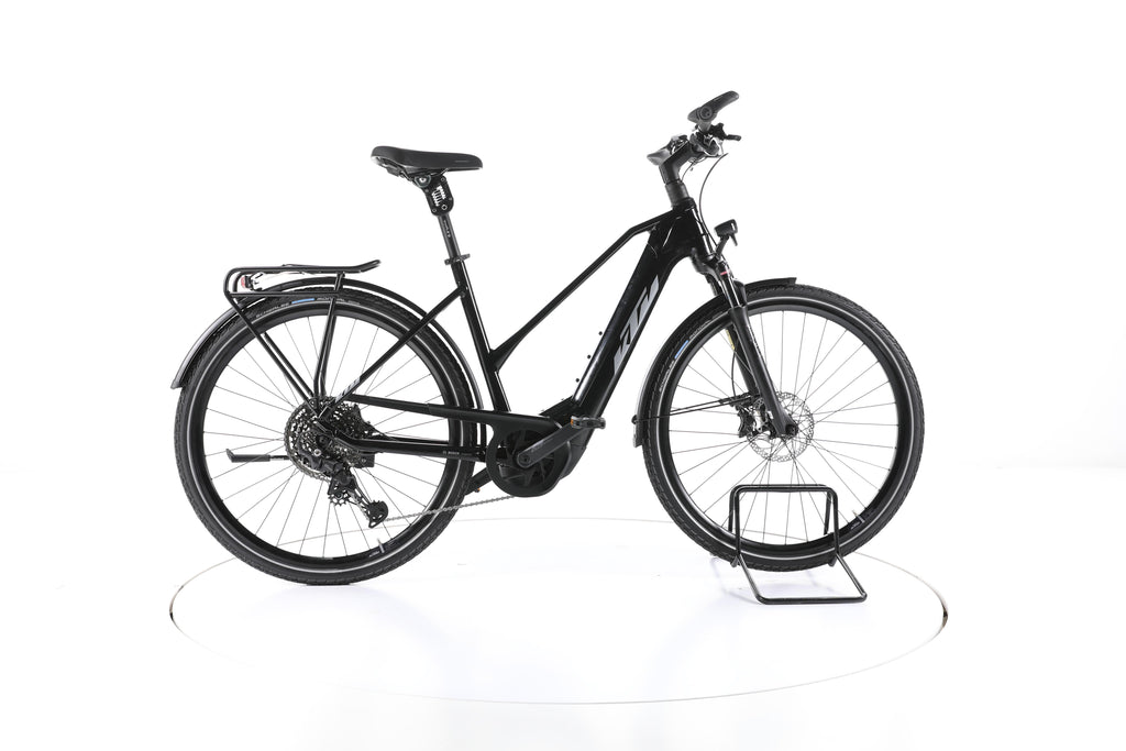 KTM Macina Sport 610 Trekking E-Bike - Image 1
