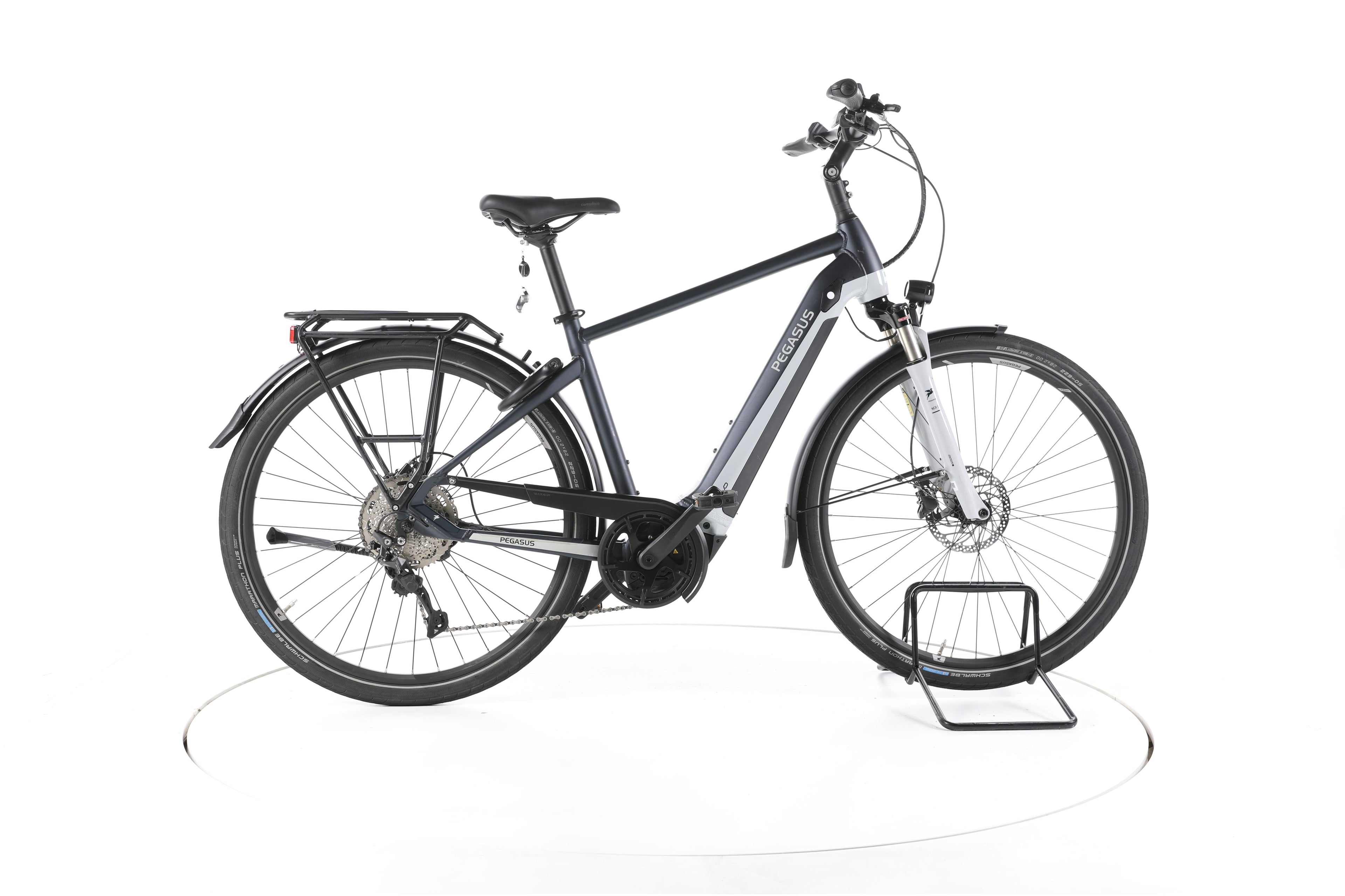 Pegasus Premio EVO 10 Lite Trekking E-Bike - Image 1