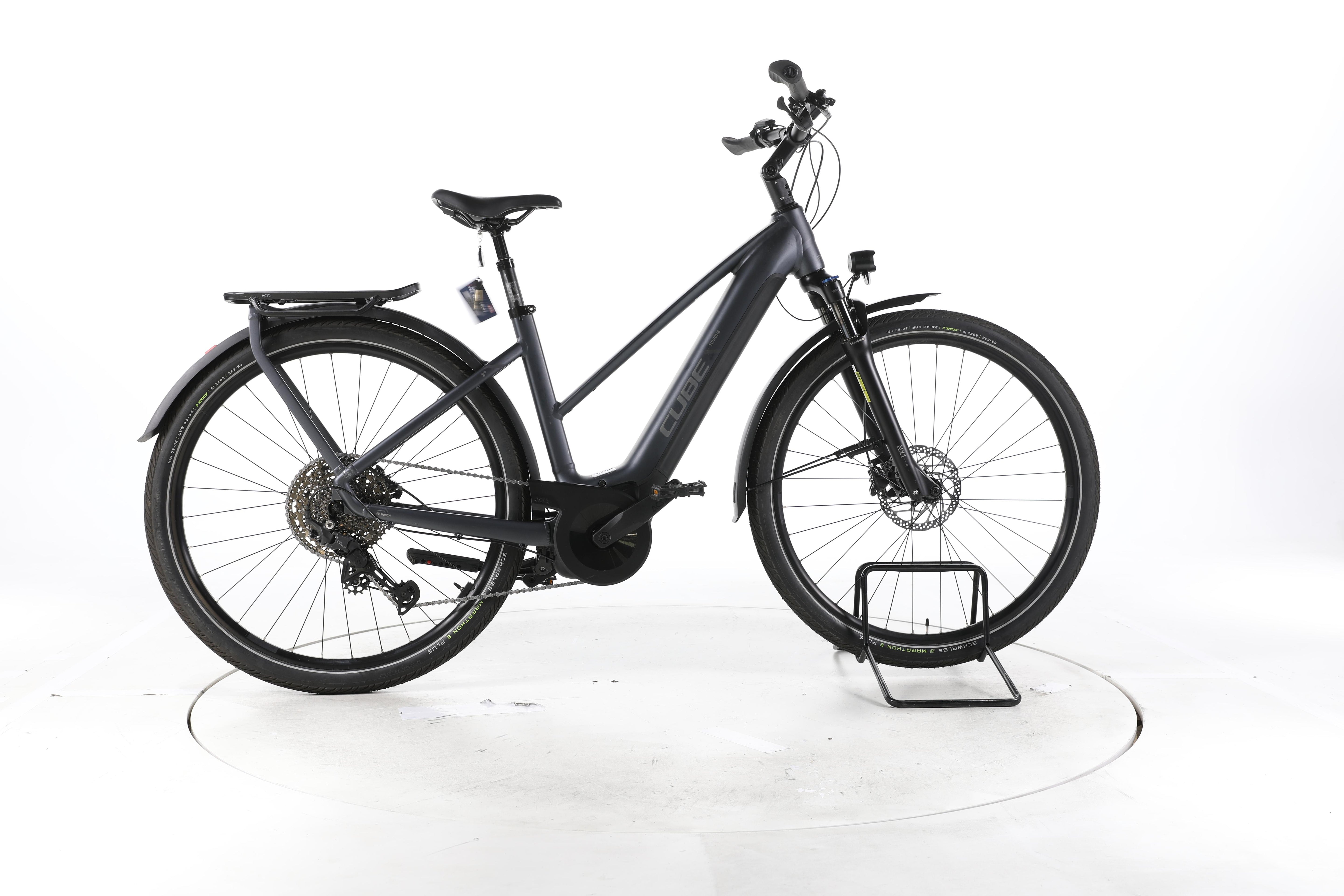 Cube Touring Hybrid Pro Trekking E-Bike 2025 - Image 1
