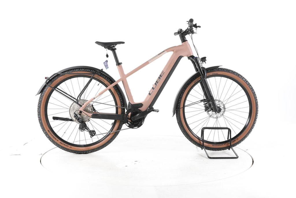 Cube Reaction Hybrid Pro Trekking E-Bike - Image 1