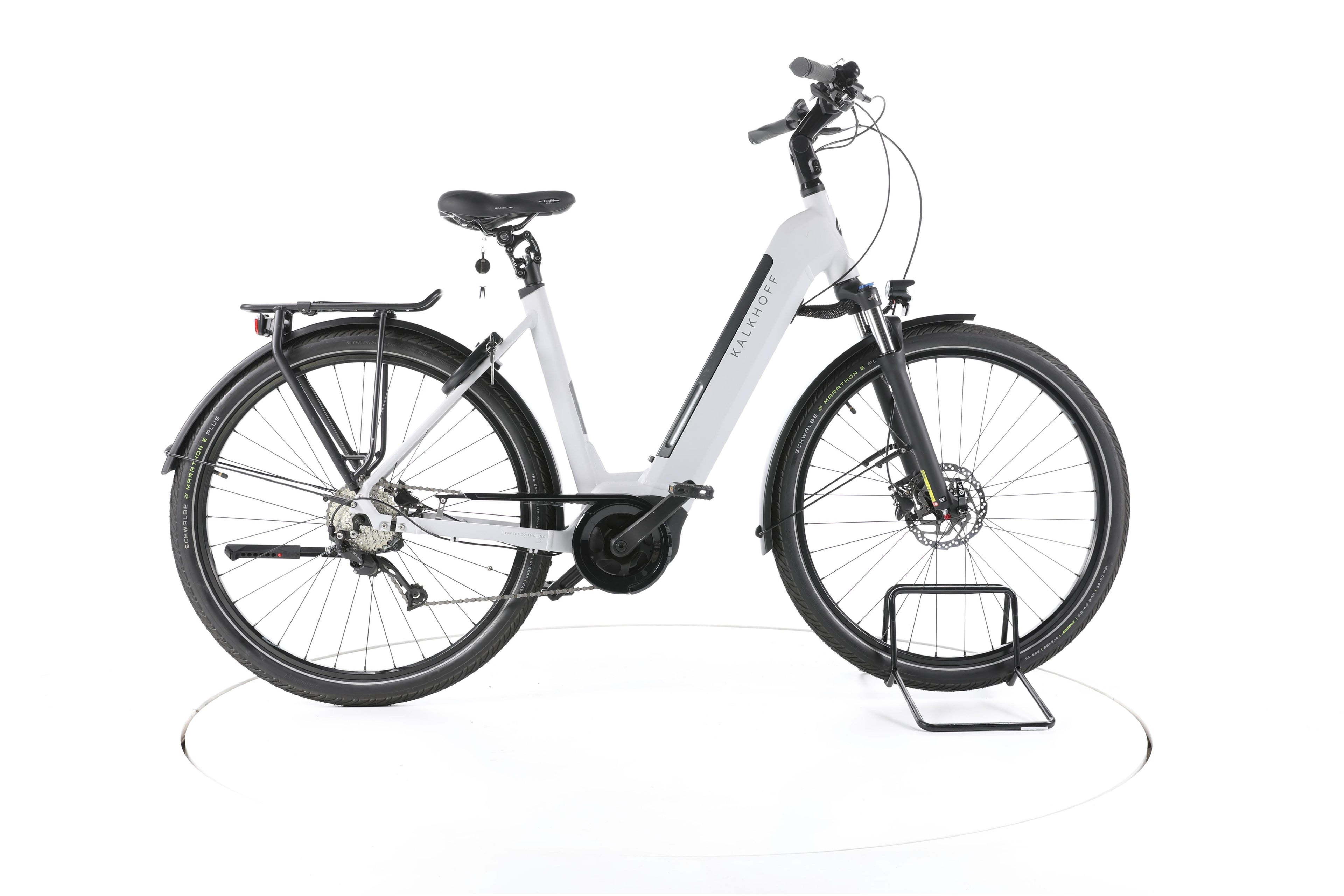 Kalkhoff Endeavour 5 B Season Trekking E-Bike Tiefeinsteiger - Image 1