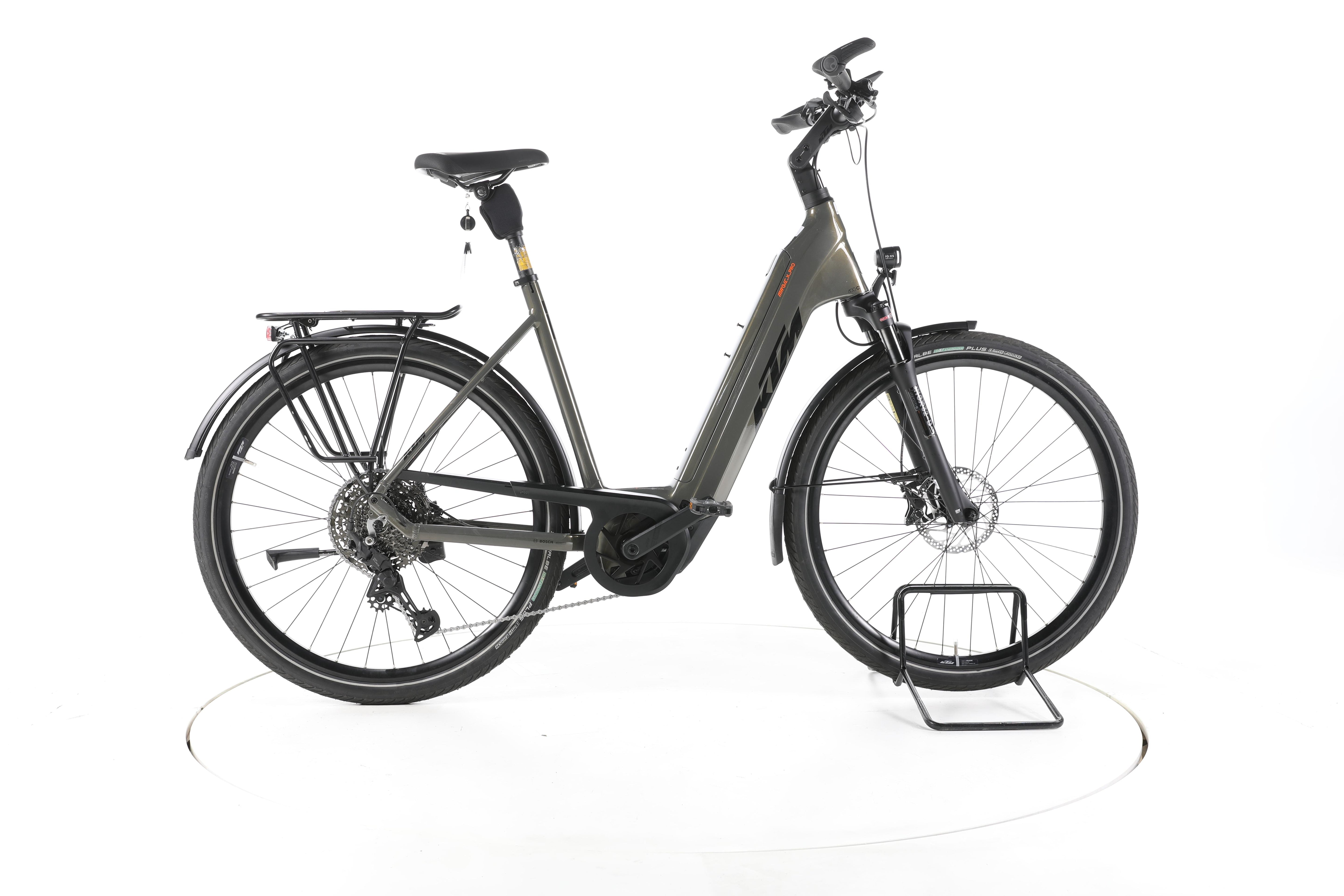 KTM Macina Magic X Pro Trekking E-Bike Tiefeinsteiger 2025 - Image 1