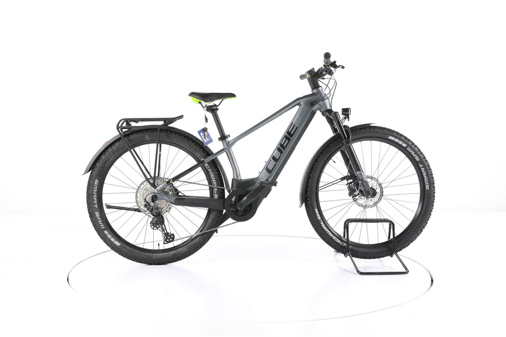 Cube Reaction Hybrid Pro Trekking E-Bike - Image 1