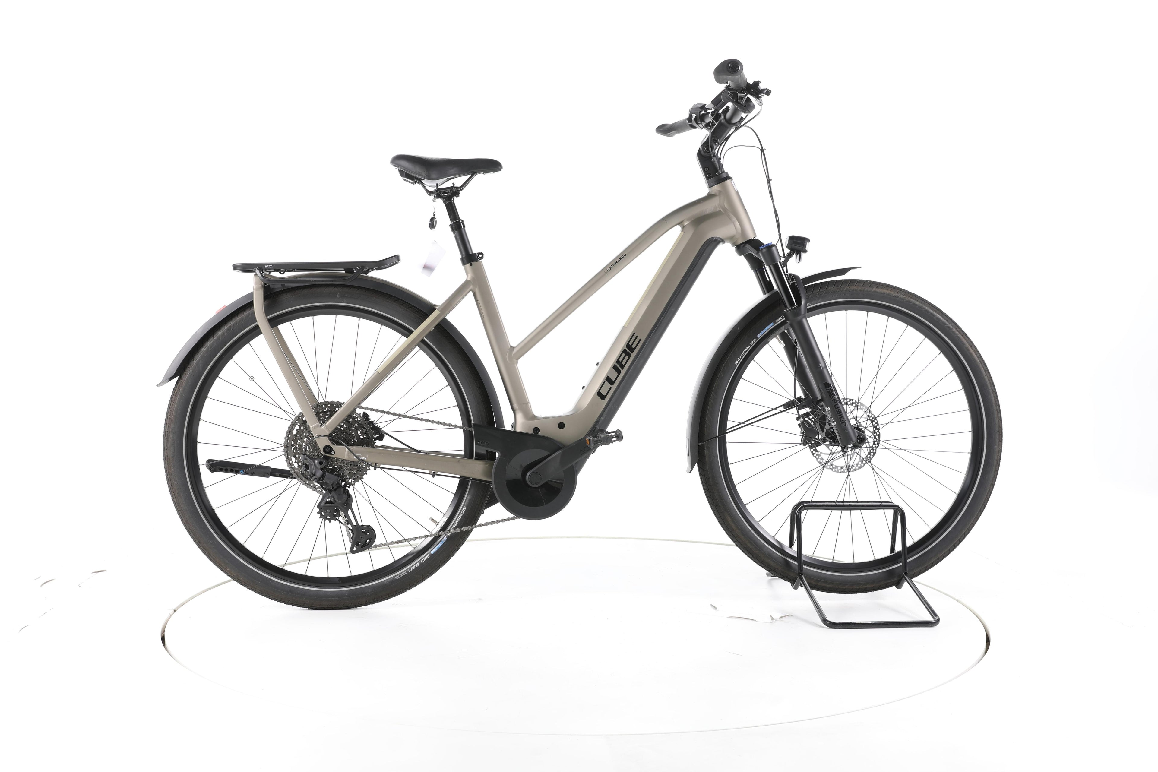 Cube Kathmandu Hybrid Pro Trekking E-Bike 2024 - Image 1