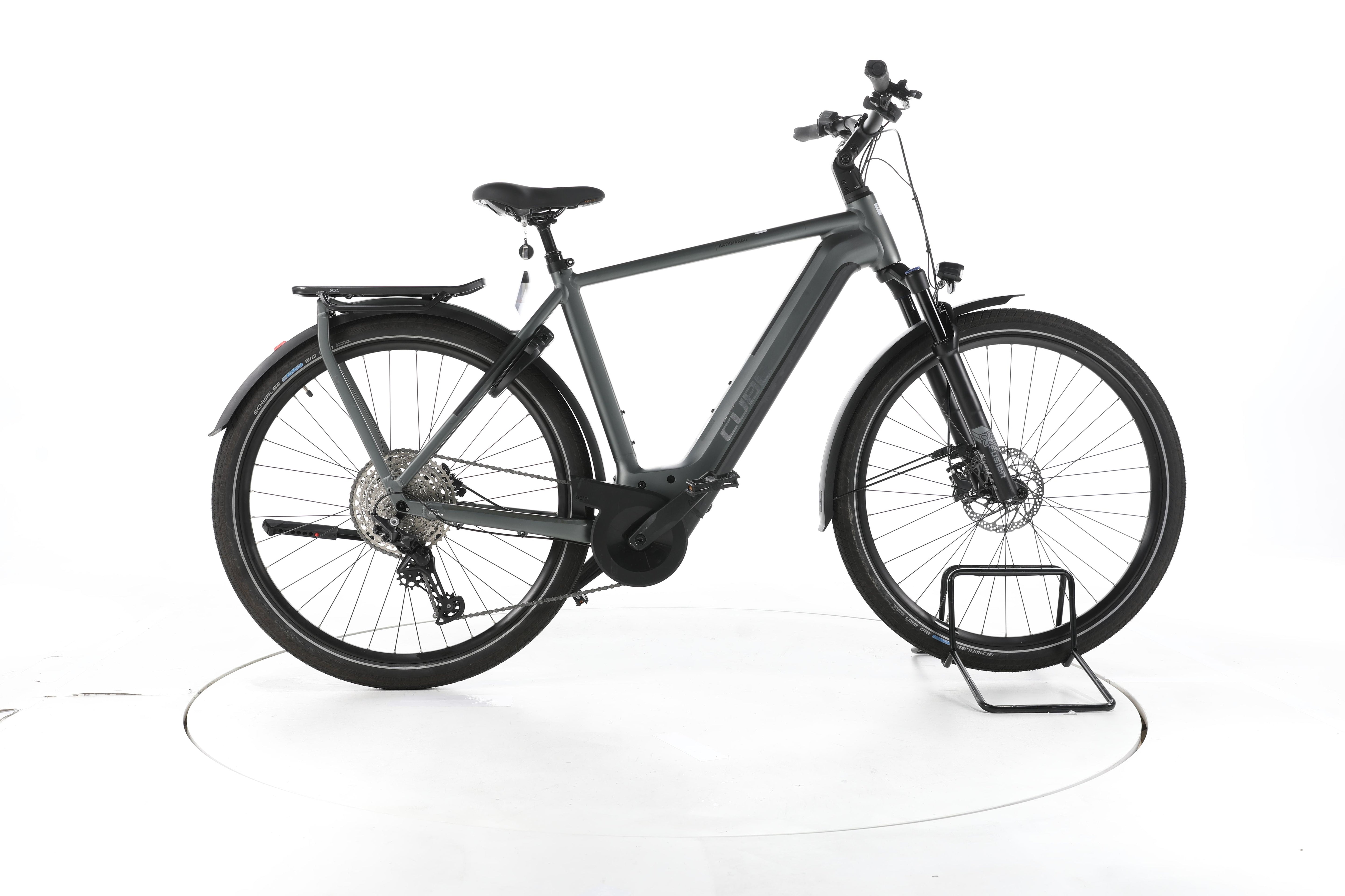 Cube Kathmandu Hybrid Pro Trekking E-Bike - Image 1