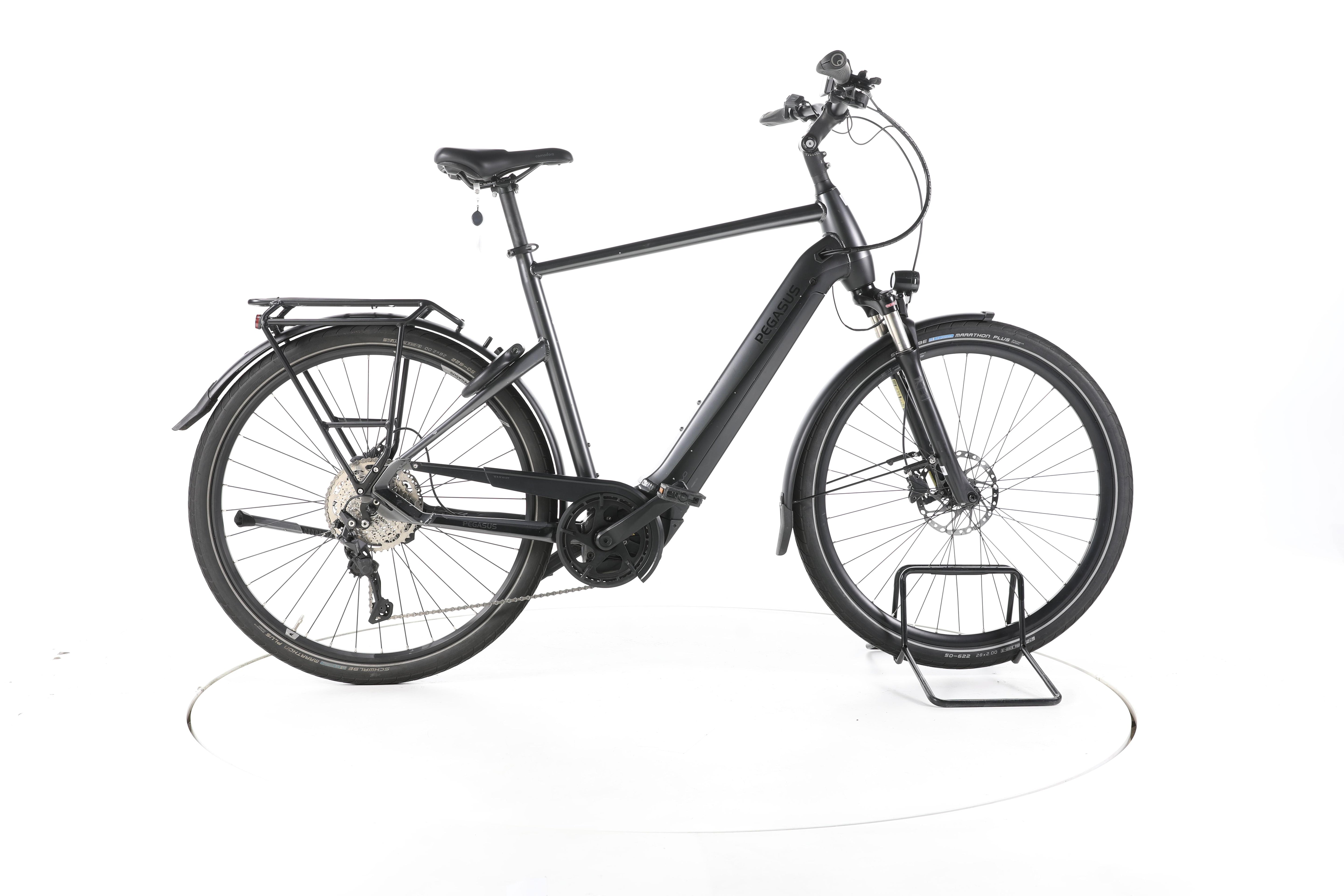 Pegasus Premio Evo 10 Lite Trekking E-Bike - Image 1