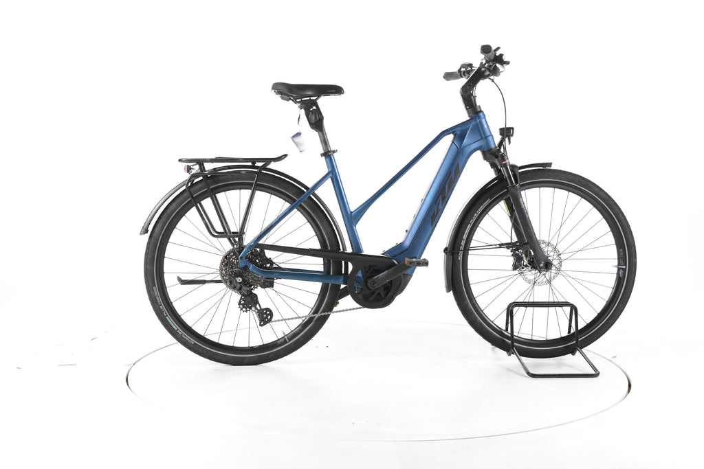 KTM Macina Style 730 Trekking E-Bike - Image 1