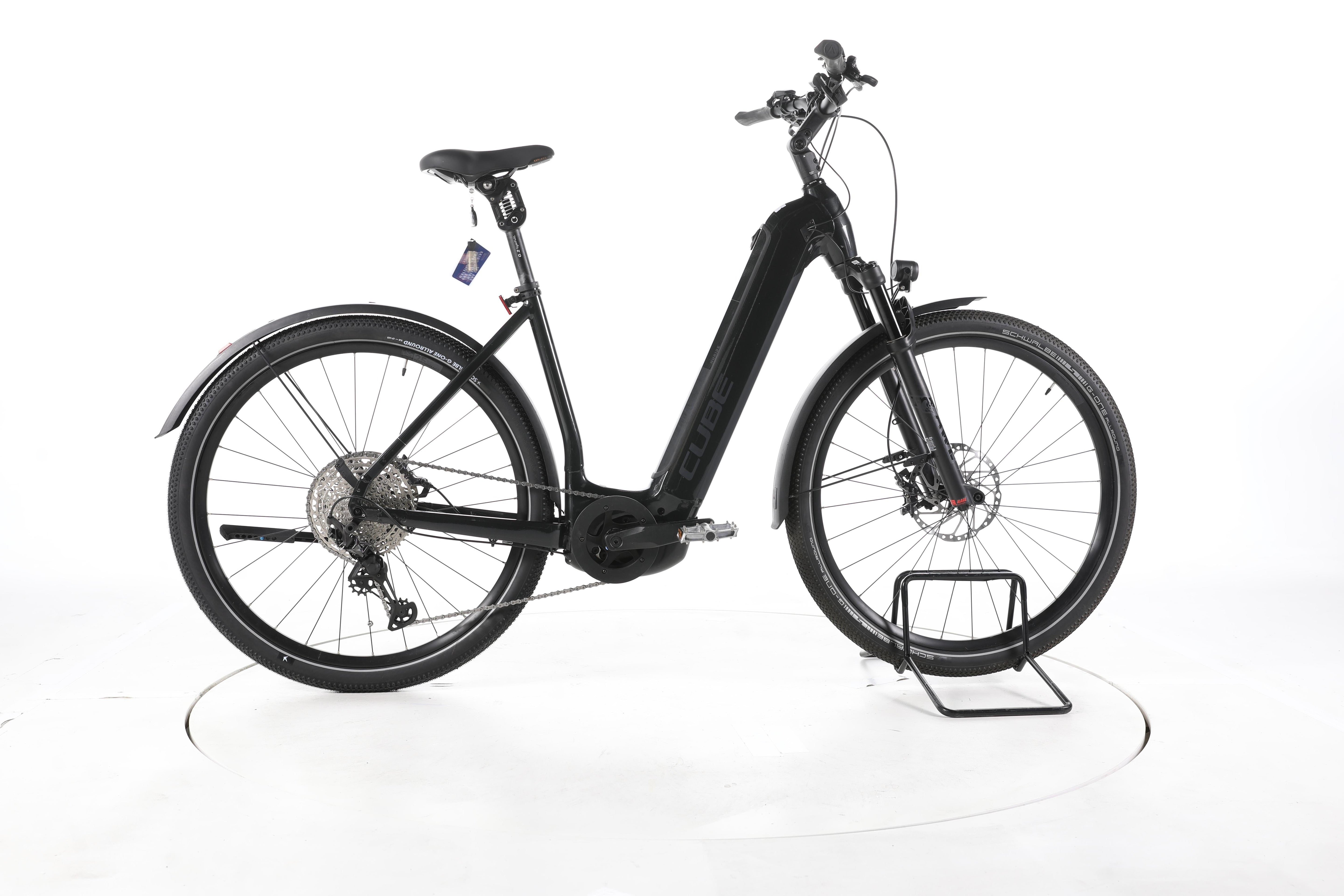 Cube Nuride Hybrid SLT Allroad Trekking E-Bike - Image 1
