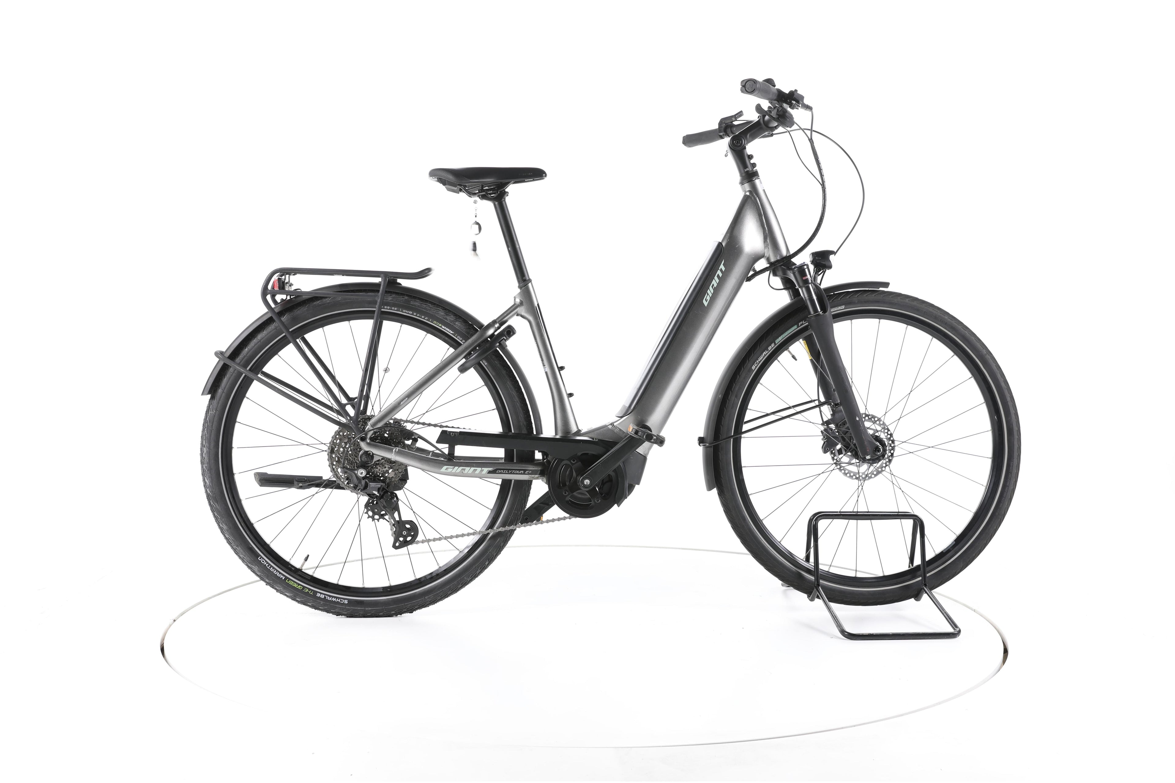 Giant Dailytour E+2D LDS Trekking E-Bike Tiefeinsteiger - Image 1