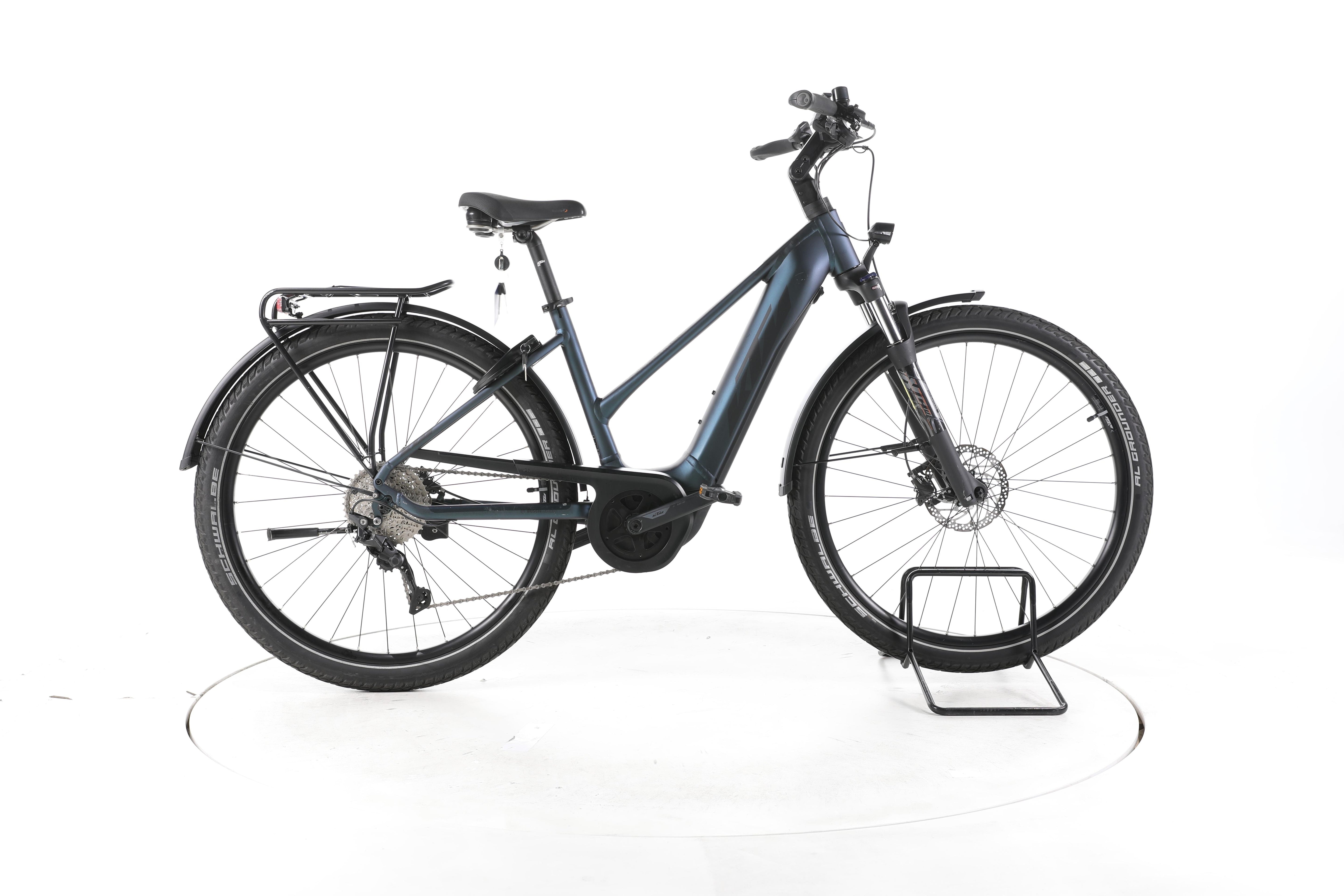 KTM Macina Gran P6102 Trekking E-Bike - Image 1