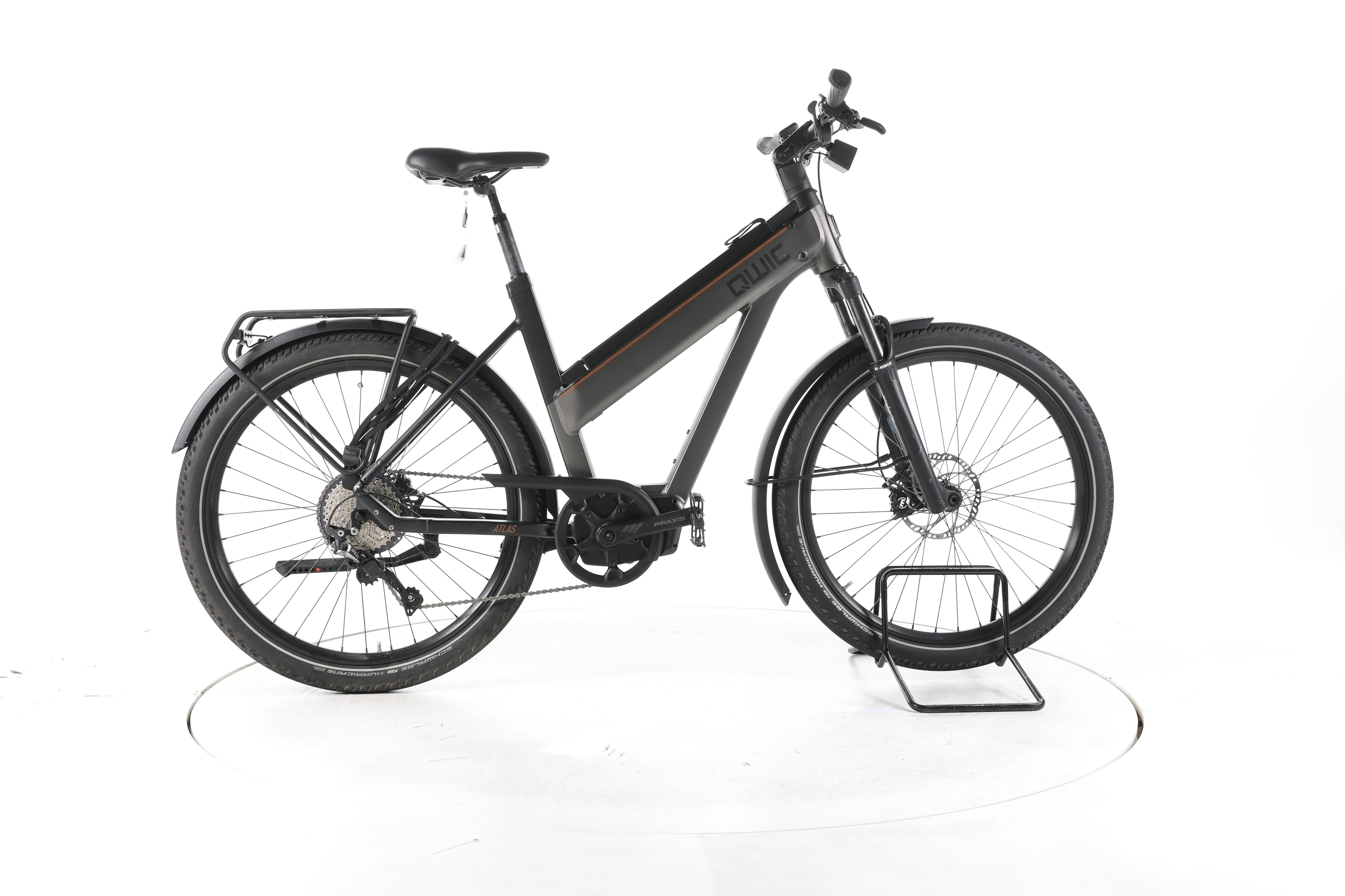 QWIC Atlas Trekking E-Bike - Image 1