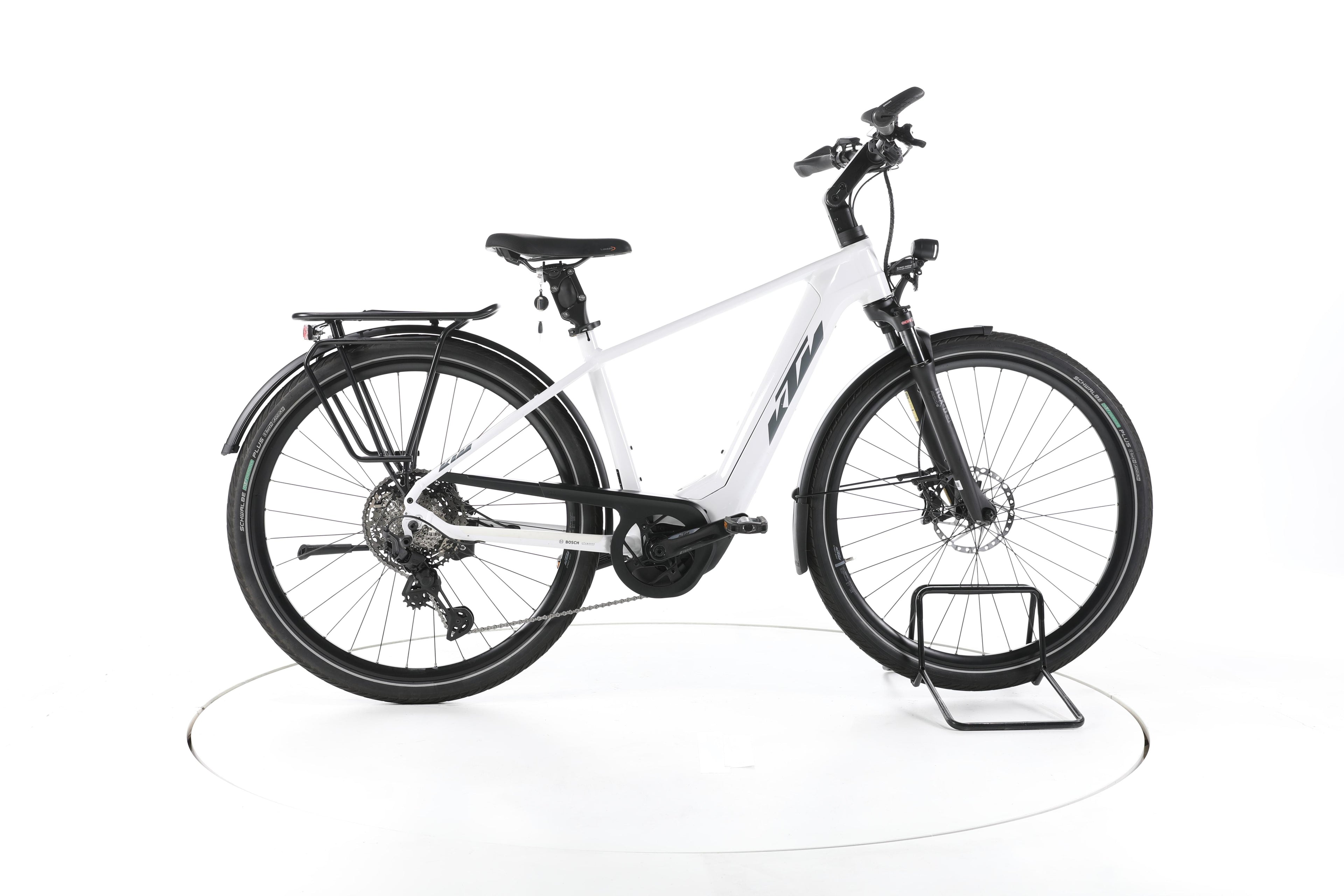 KTM Macina Style 720 Trekking E-Bike - Image 1