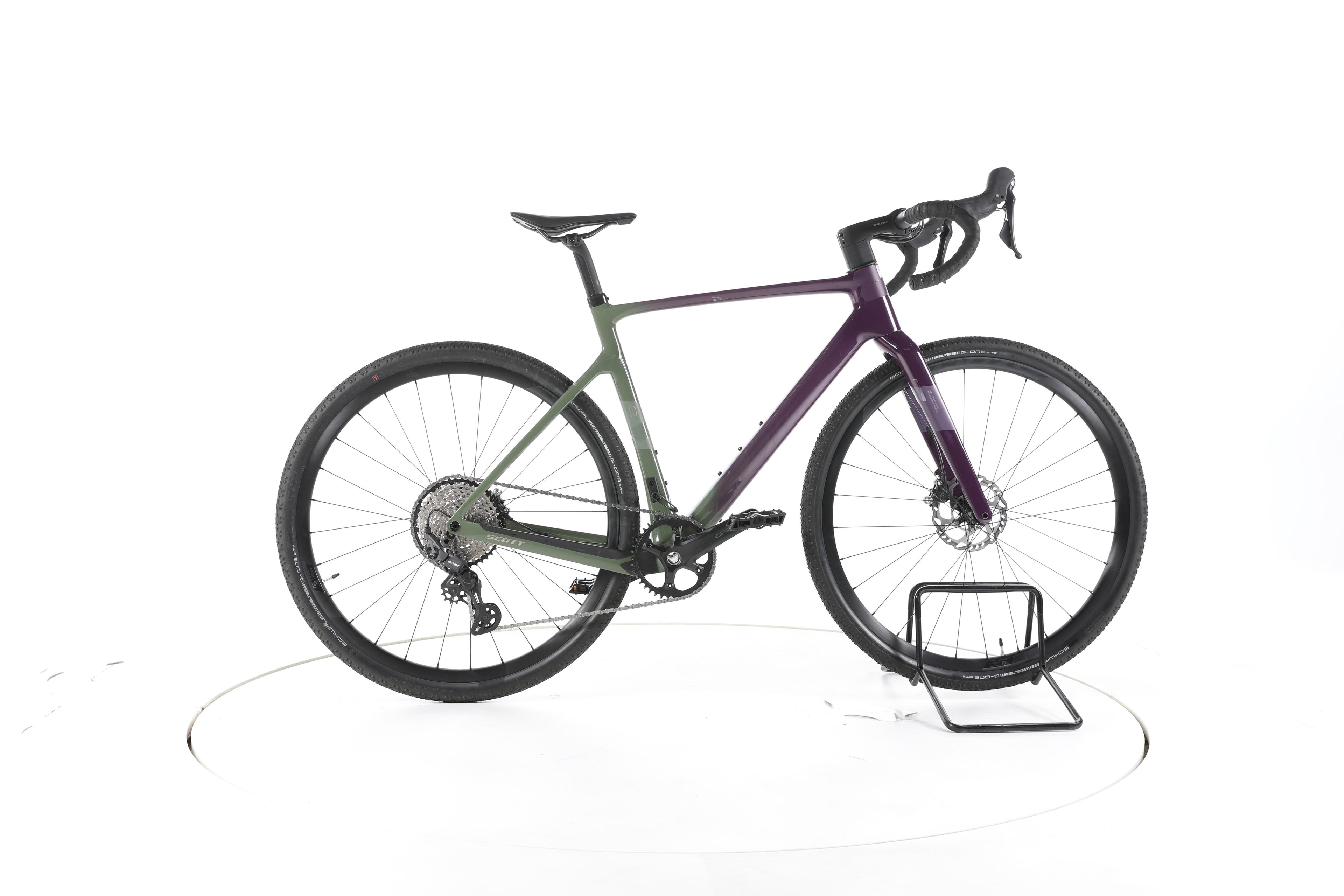 Scott Addict Gravel 40 - Image 1