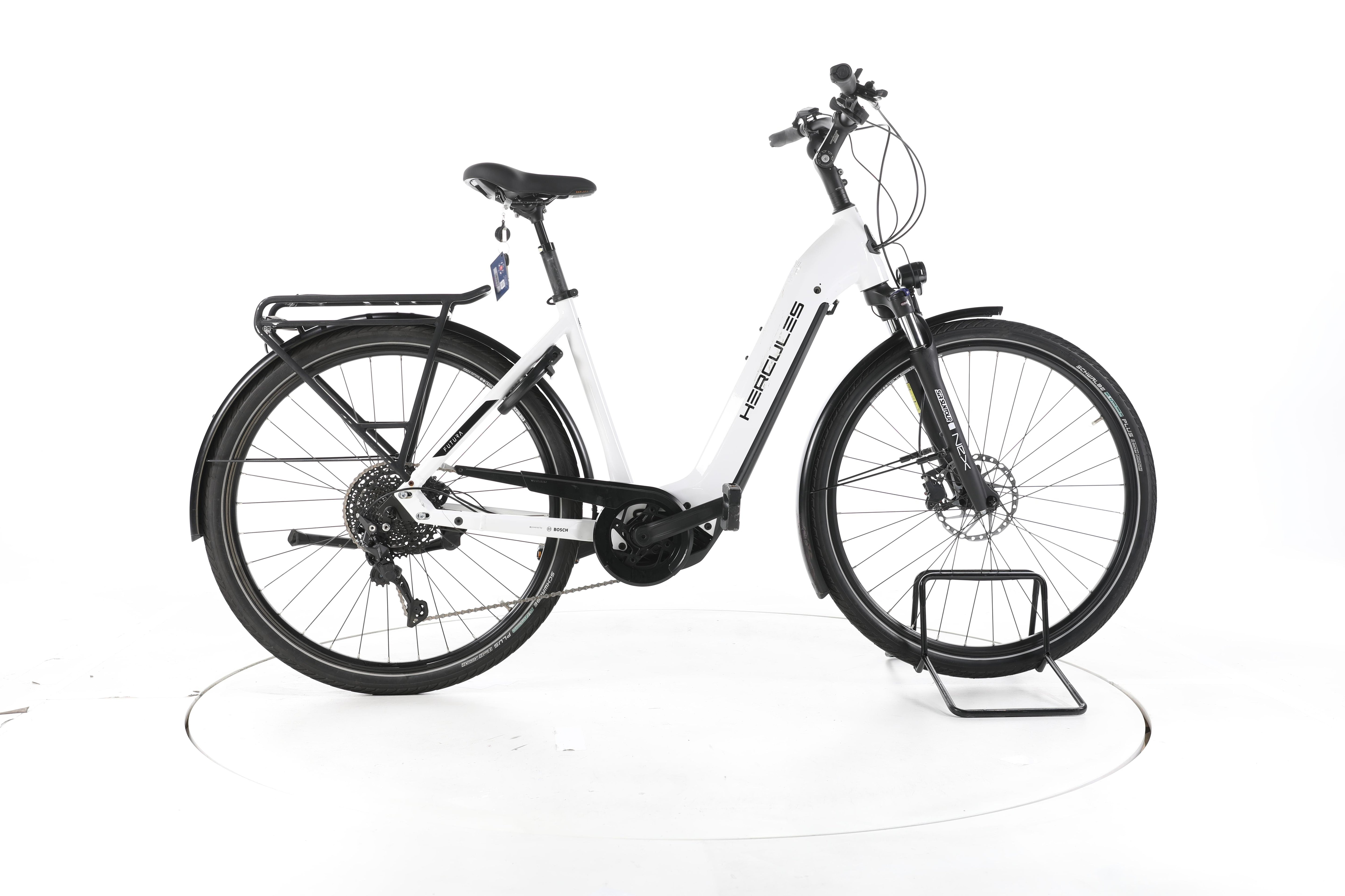Hercules Futura Sport I-10 Trekking E-Bike Tiefeinsteiger - Image 1