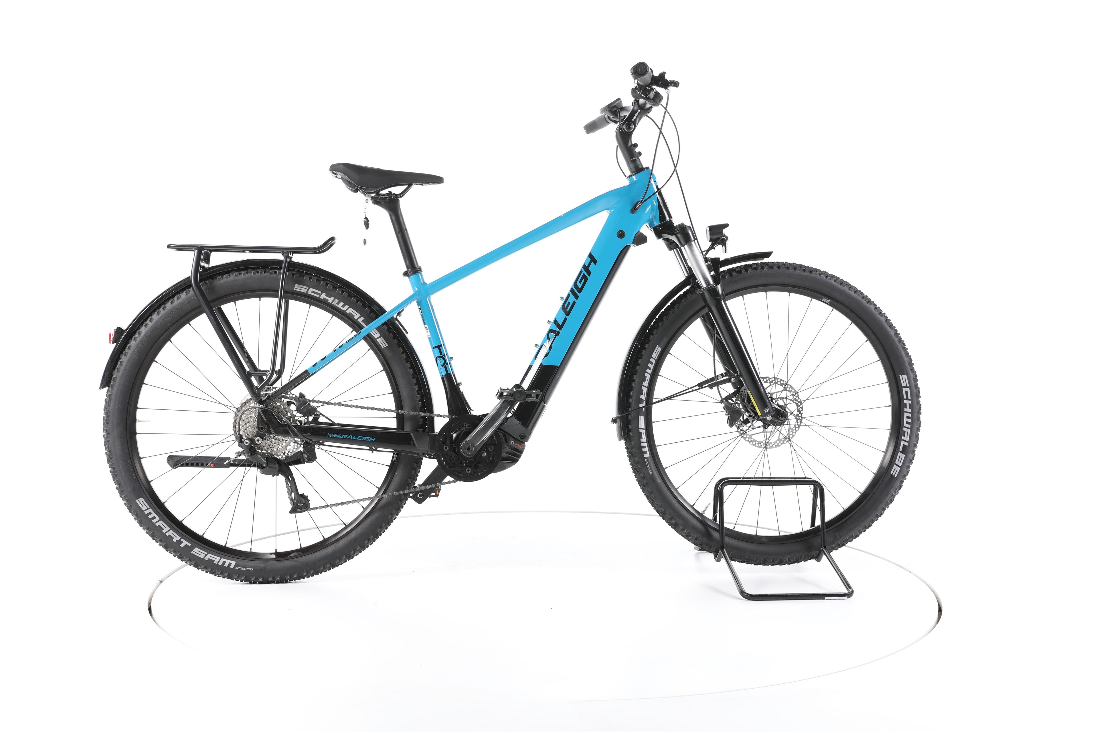 Raleigh Dundee Trekking E-Bike - Image 1