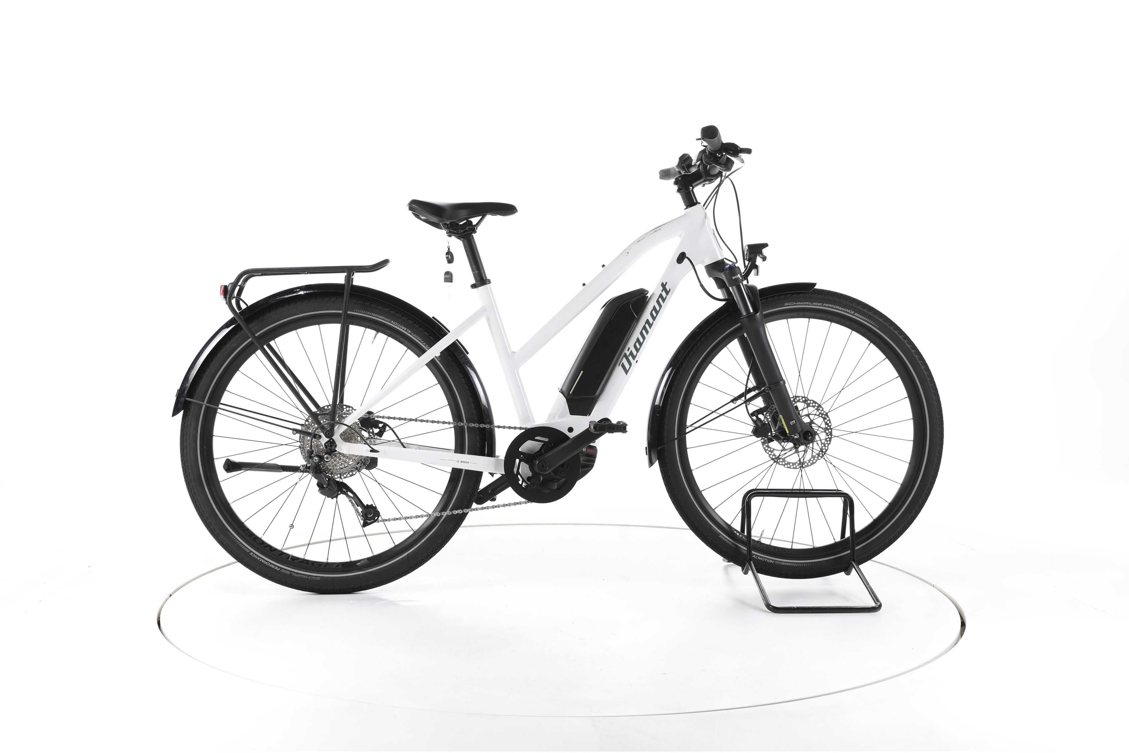 Diamant Zing+ Gen 1 Trekking E-Bike - Image 1