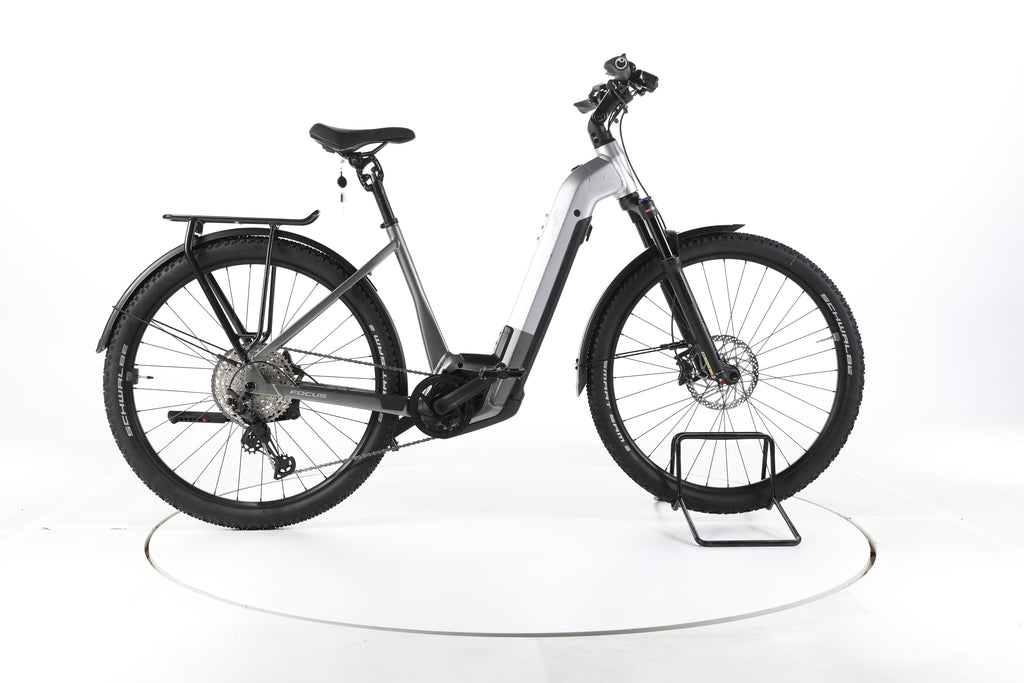 Focus AVENTURA² 6.9 Trekking E-Bike Tiefeinsteiger 2024 - Image 1