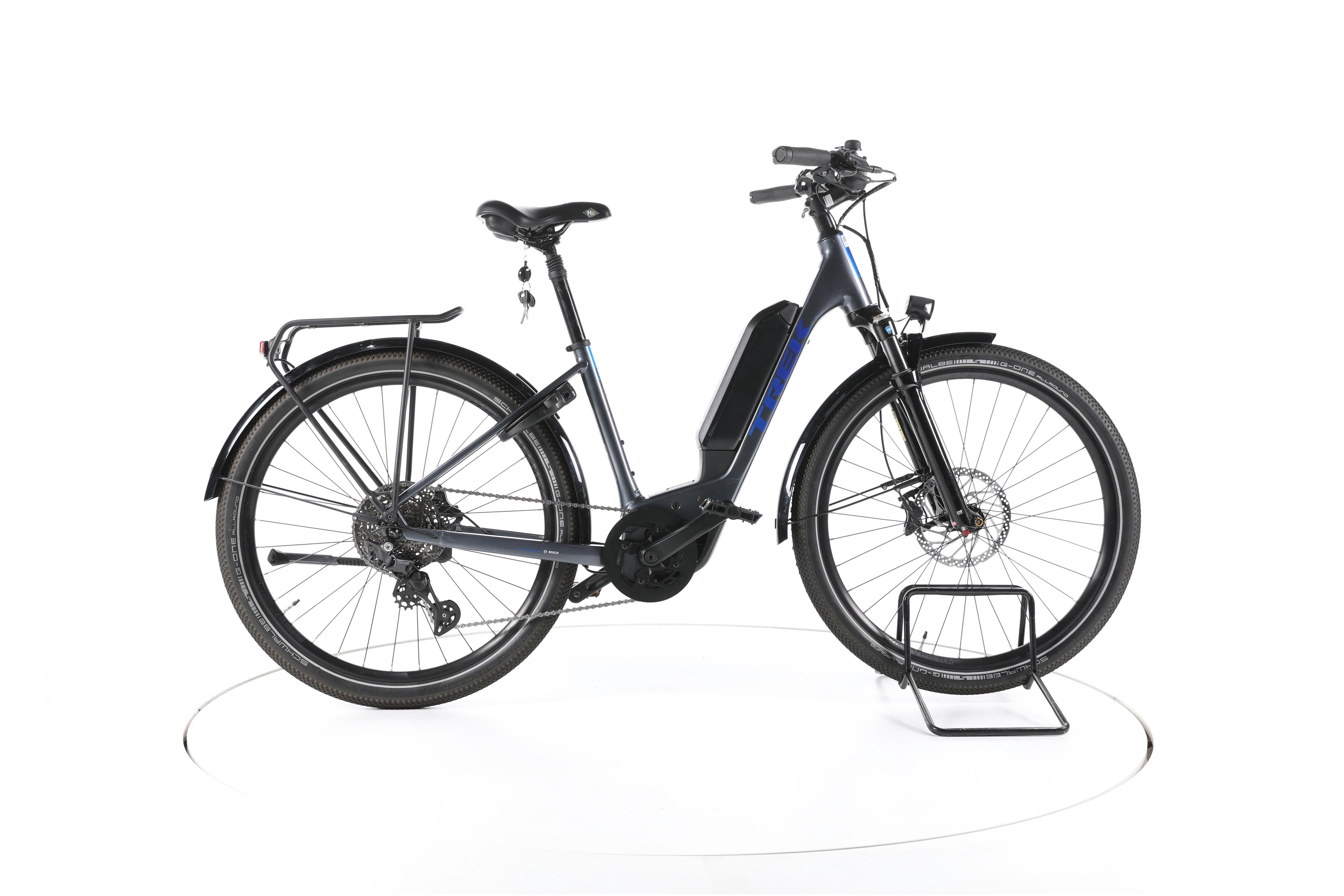 Trek Allant+ 6 Trekking E-Bike Tiefeinsteiger 2023 - Image 1