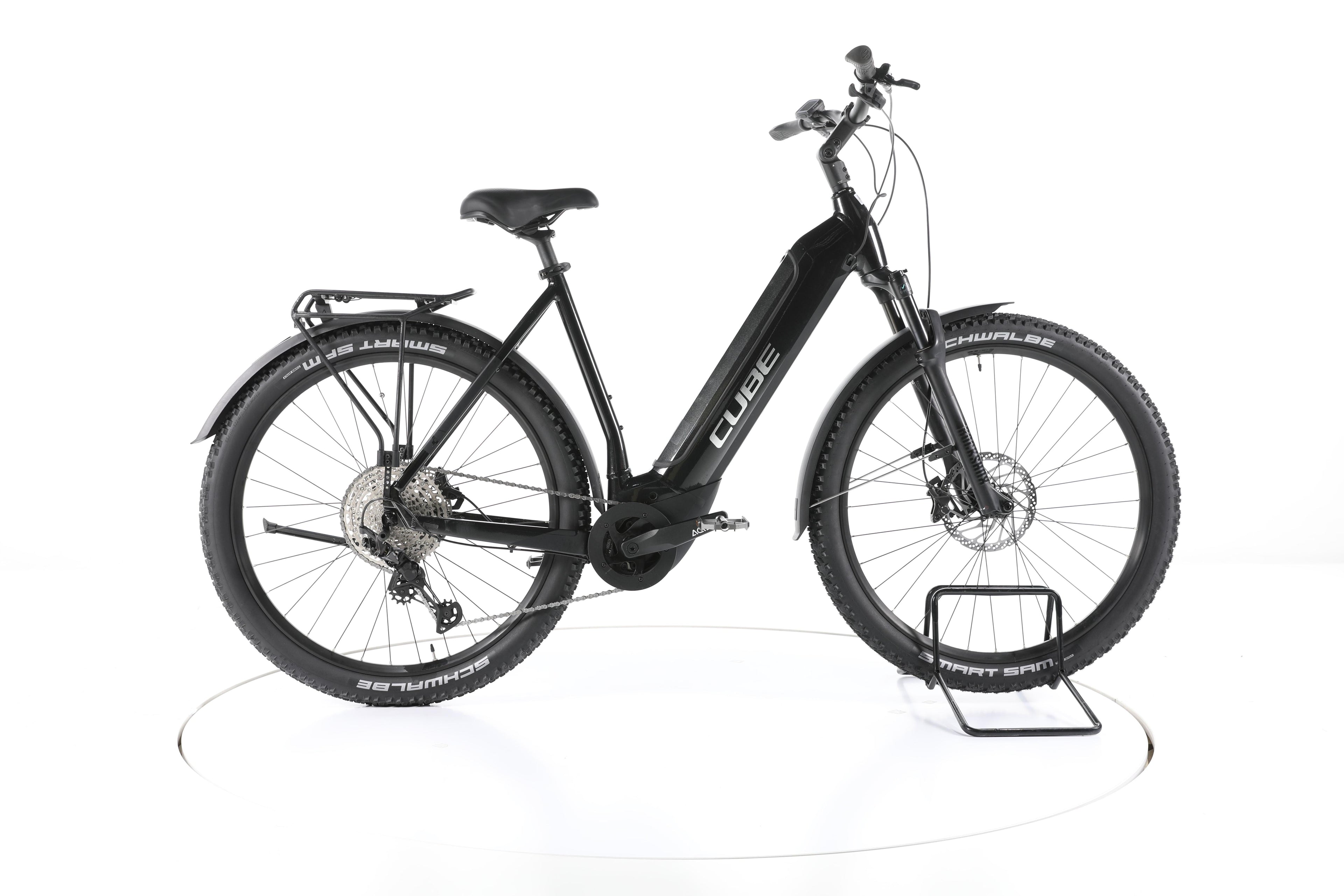 Cube Reaction Hybrid Race Trekking E-Bike Tiefeinsteiger - Image 1