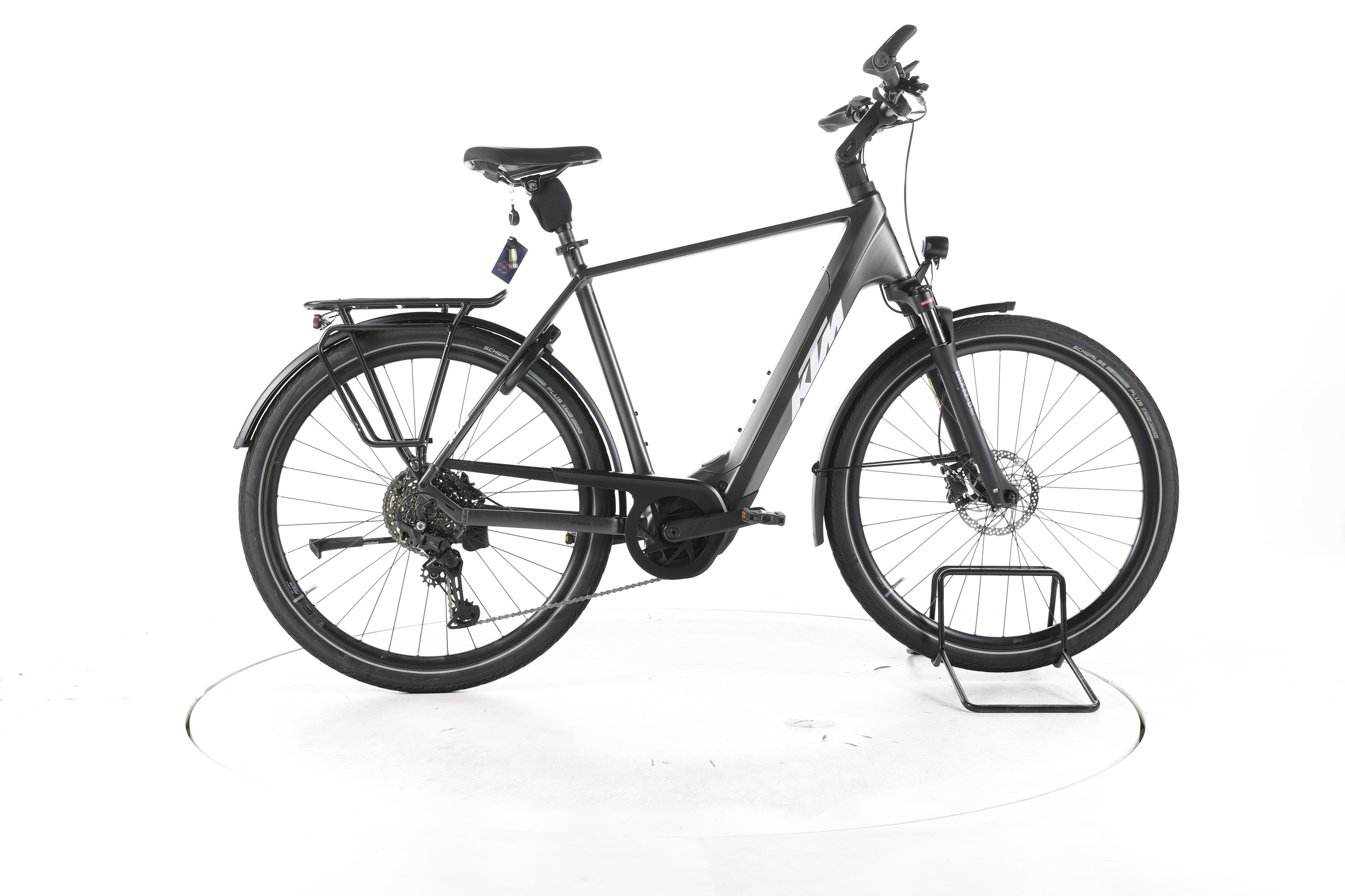 KTM Cento_10_Plus Trekking E-Bike 2025 - Image 1