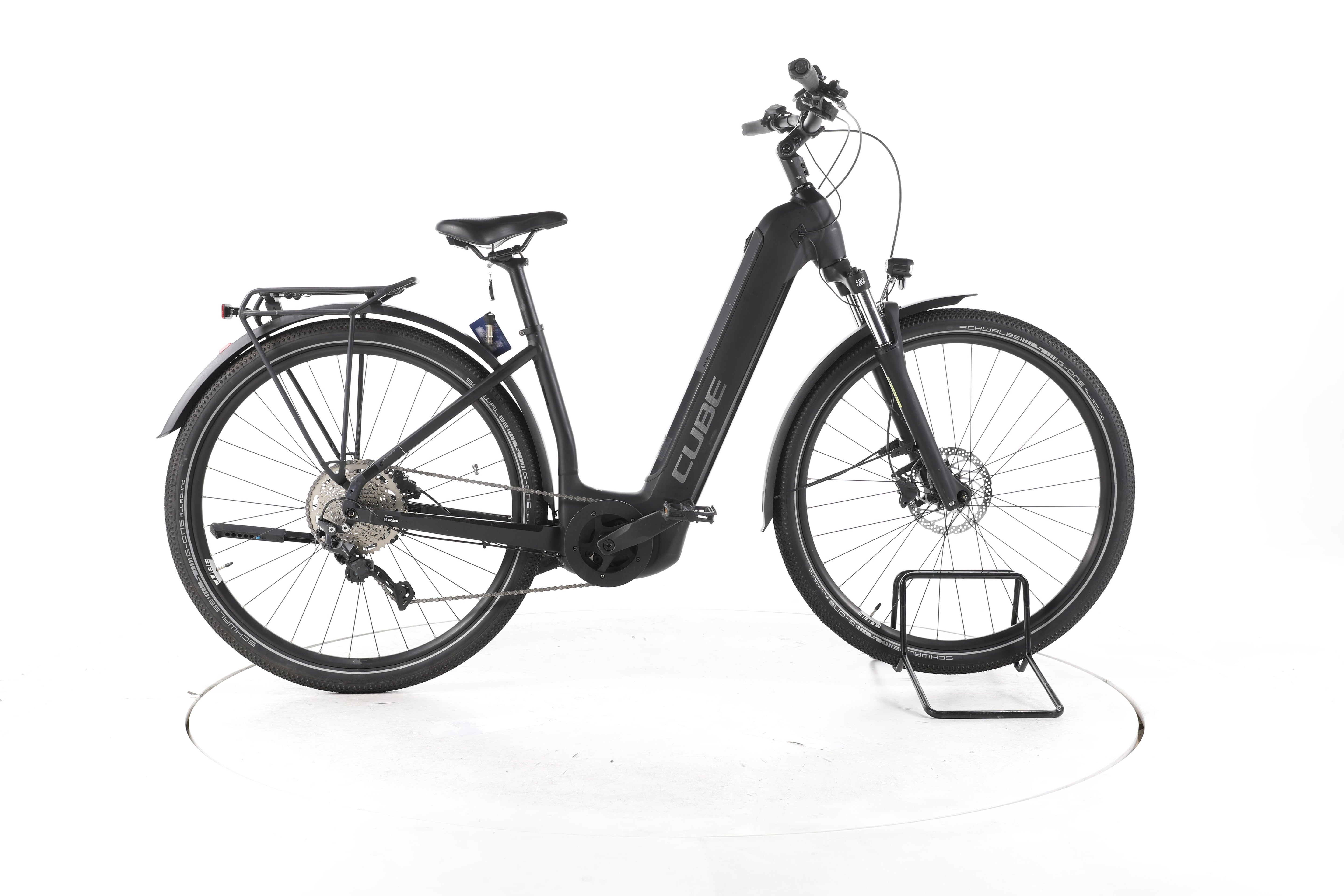 Cube Nuride Hybrid Pro Allroad Trekking E-Bike Tiefeinsteiger - Image 1