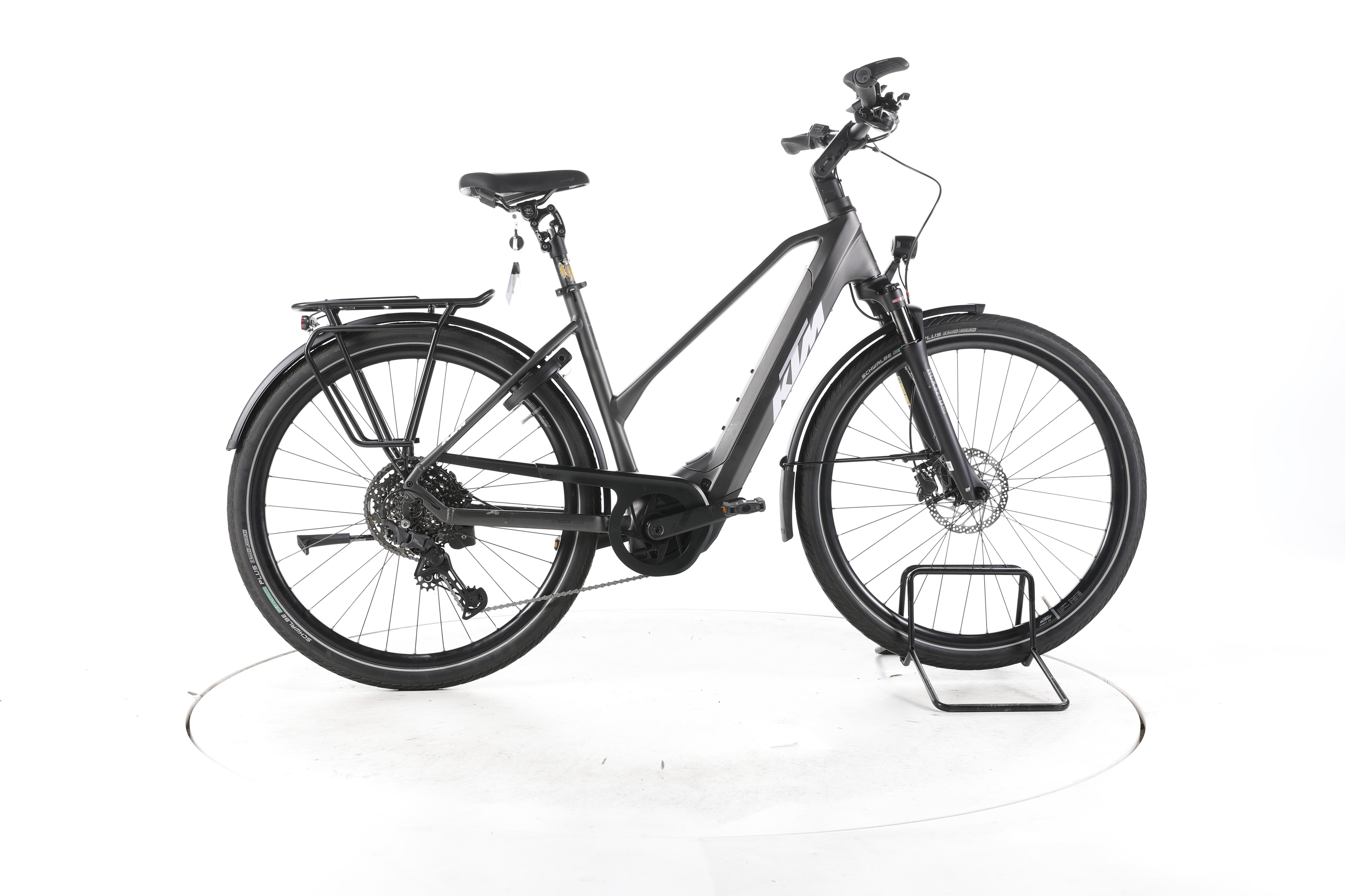 KTM Cento 10 Plus Trekking E-Bike 2025 - Image 1