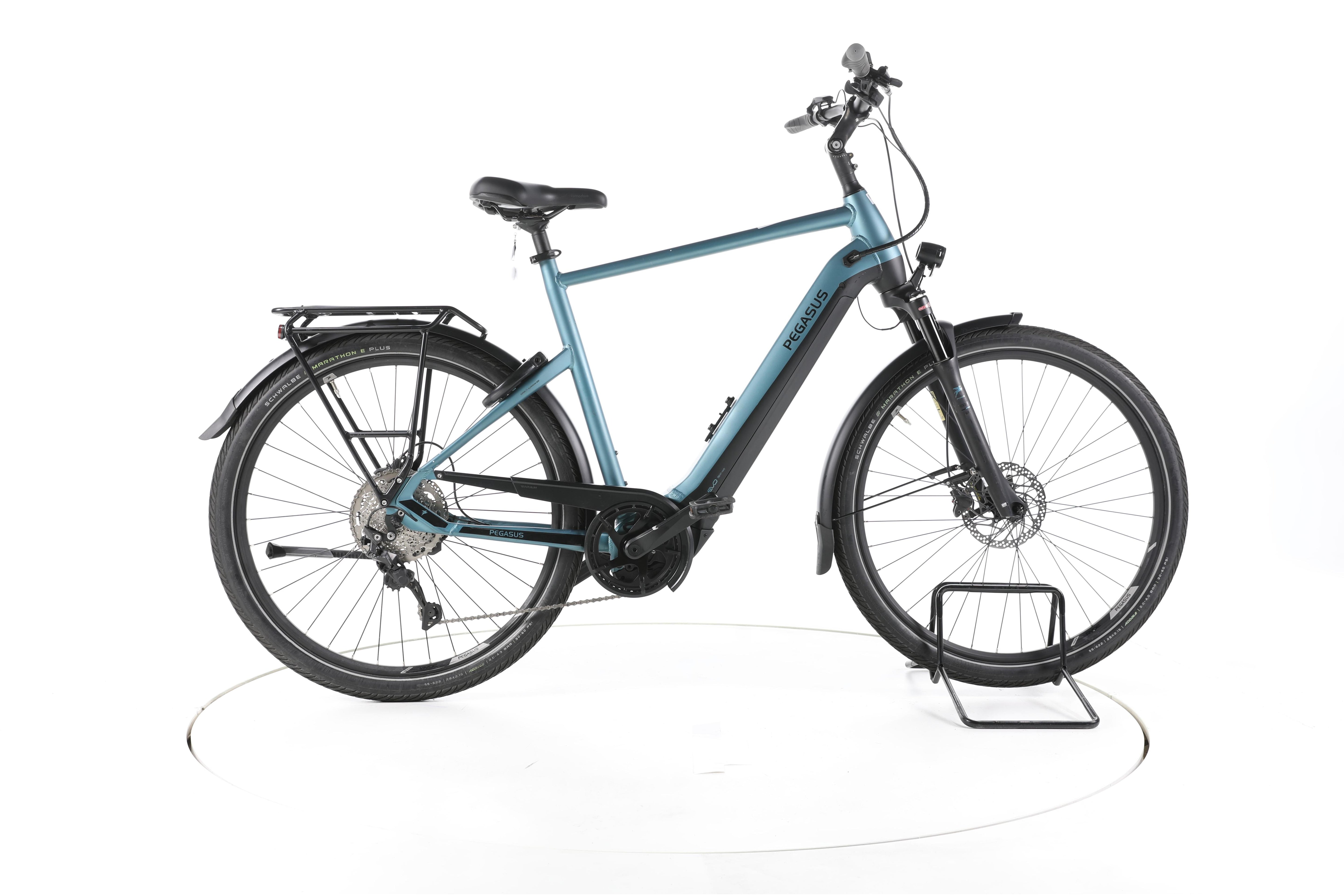 Pegasus Premio EVO Lite Trekking E-Bike - Image 1