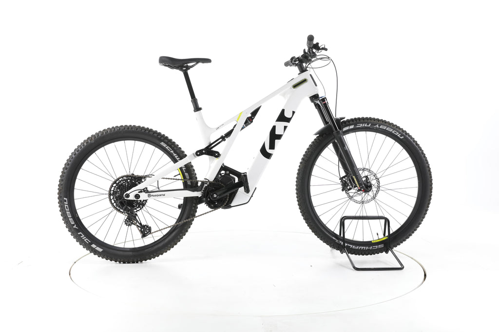 Husqvarna E-Bicycles Light Cross LC4 Fully E-Bike Carbon - Image 1