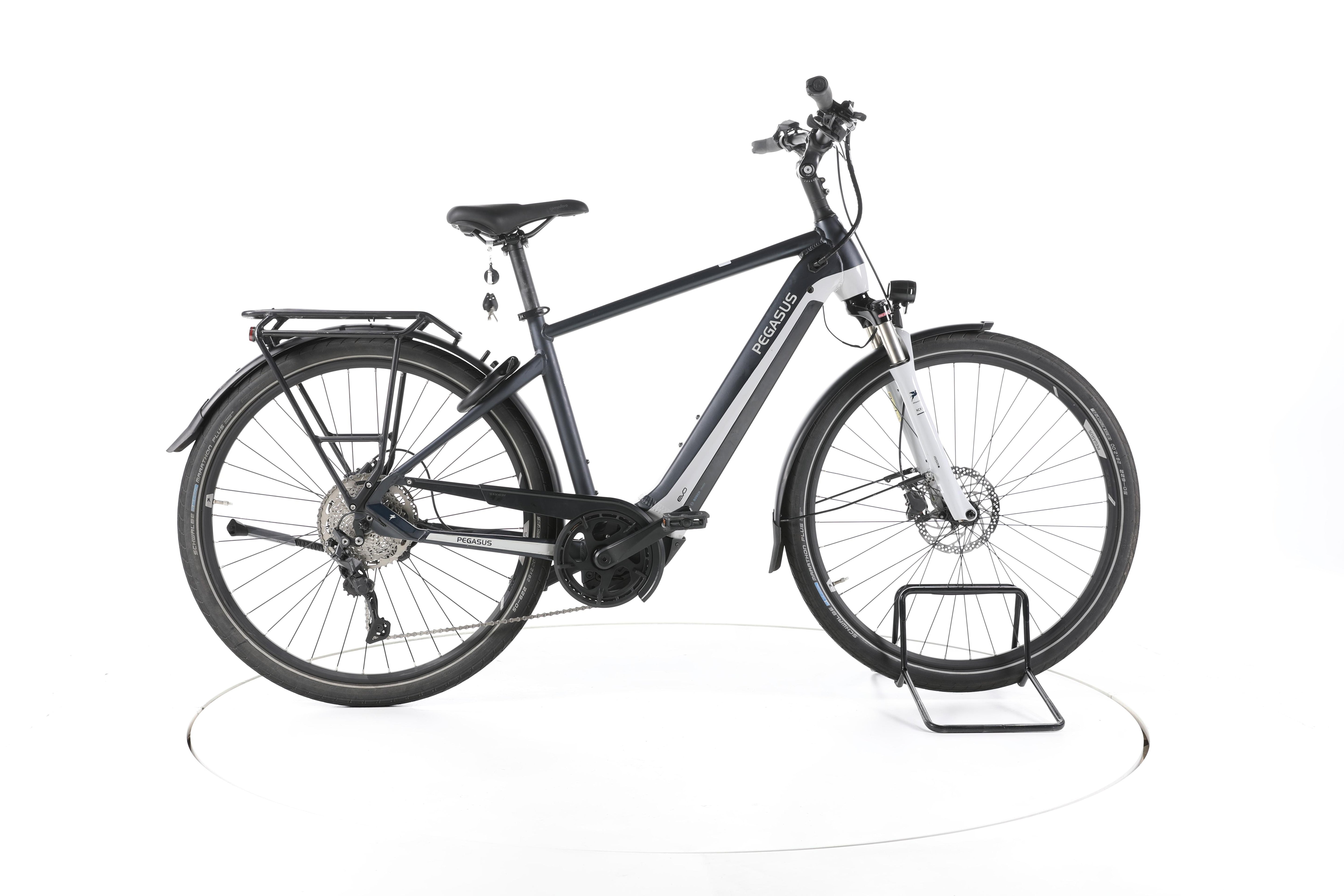 Pegasus Premio Evo 10 Lite Trekking E-Bike - Image 1