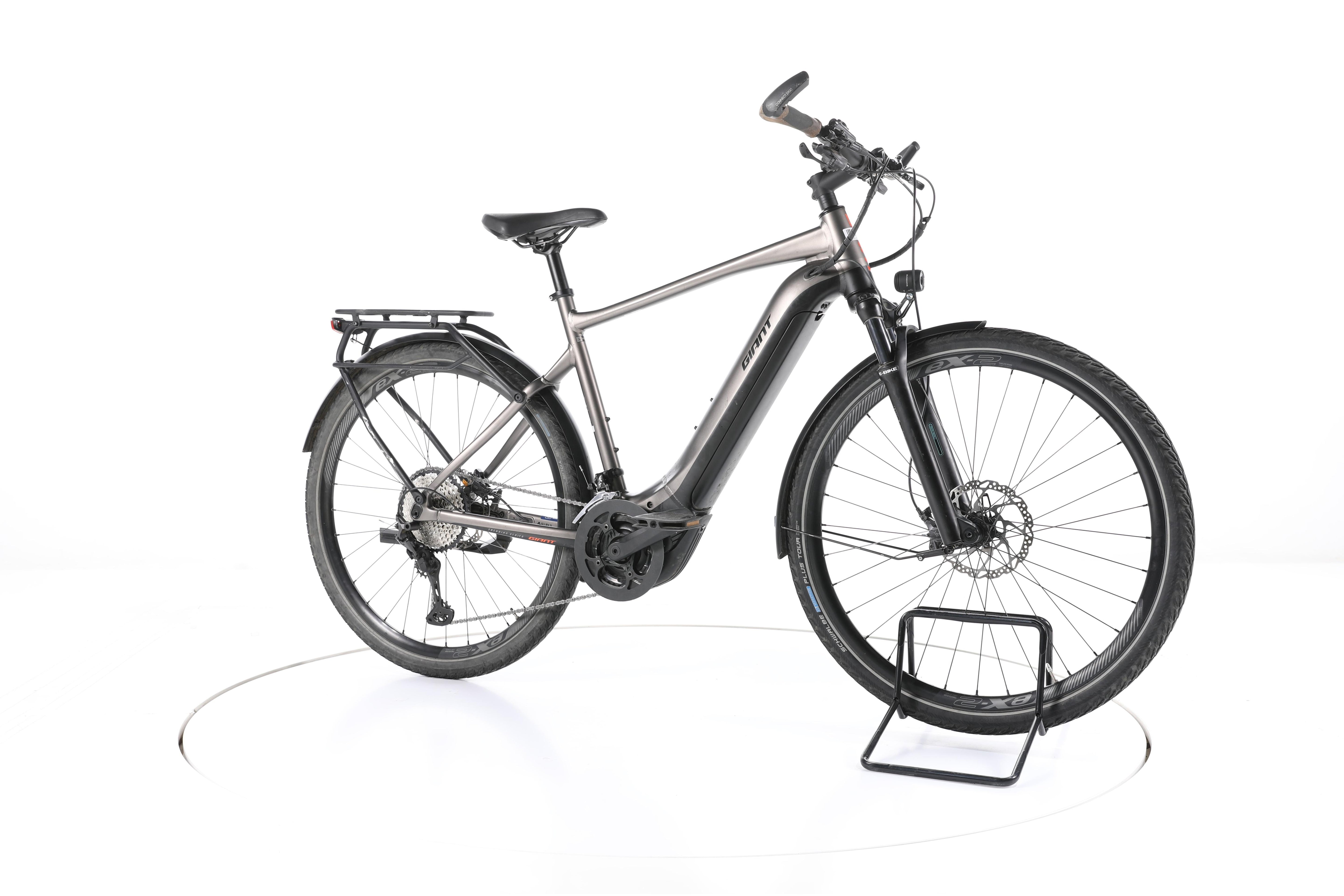 Giant Explore E+ Pro 0 Trekking E-Bike - Image 2