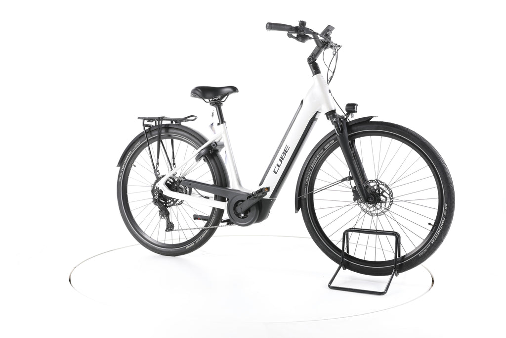 Cube Supreme Sport Hybrid ONE Trekking E-Bike Tiefeinsteiger 2024 - Image 2