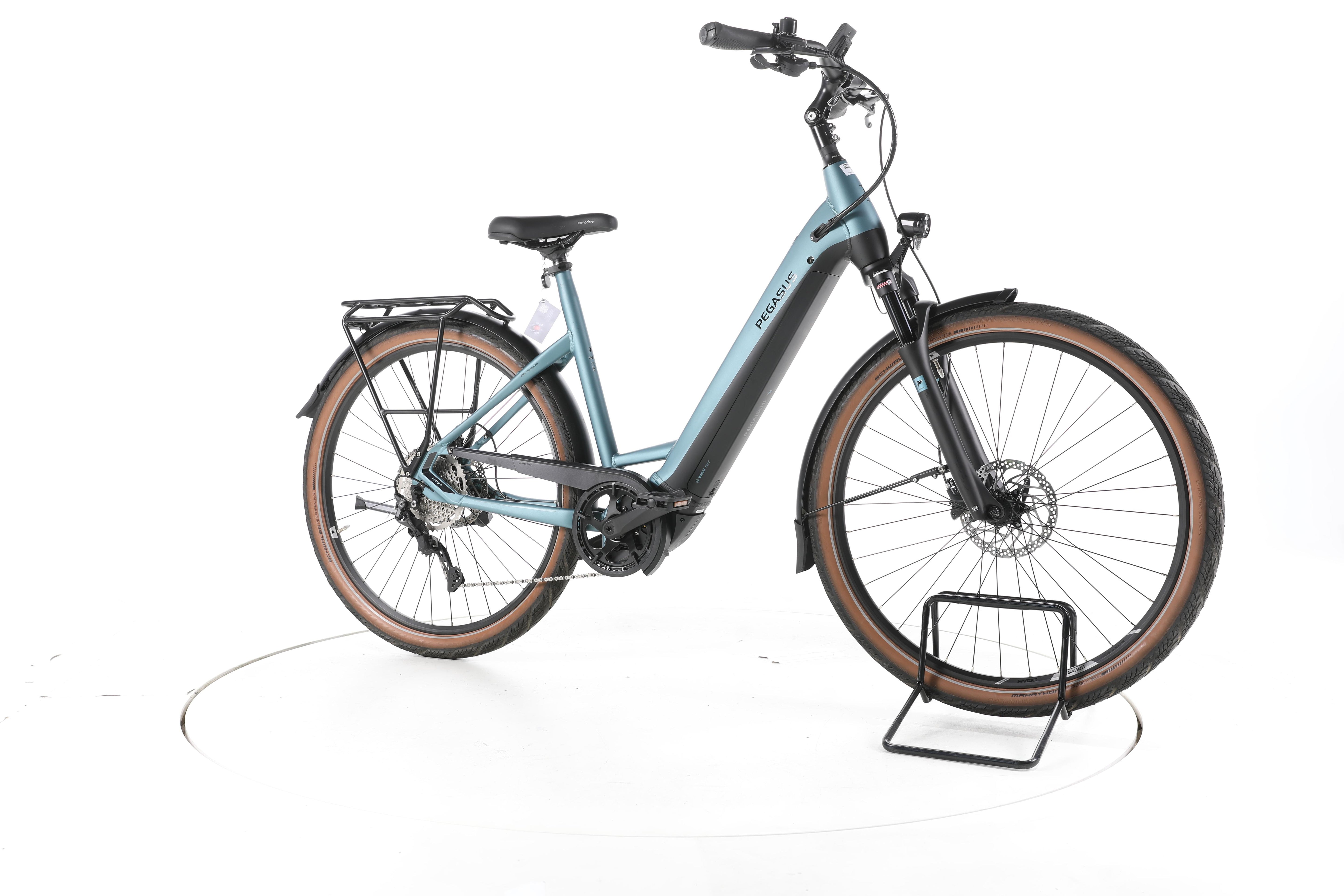 Pegasus Premio EVO Lite Trekking E-Bike Tiefeinsteiger - Image 2