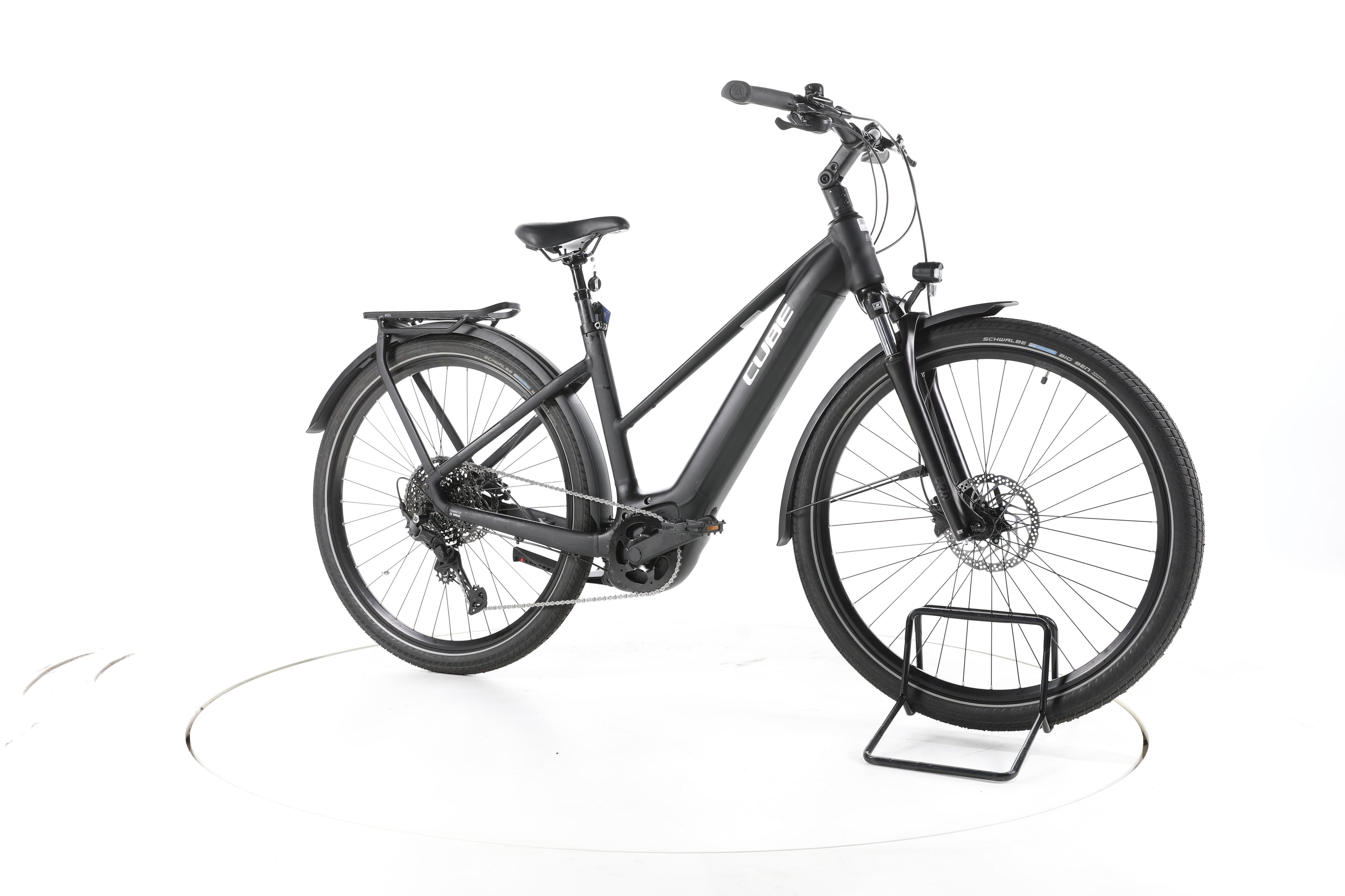 Cube Touring Hybrid Pro Trekking E-Bike 2024 - Image 2