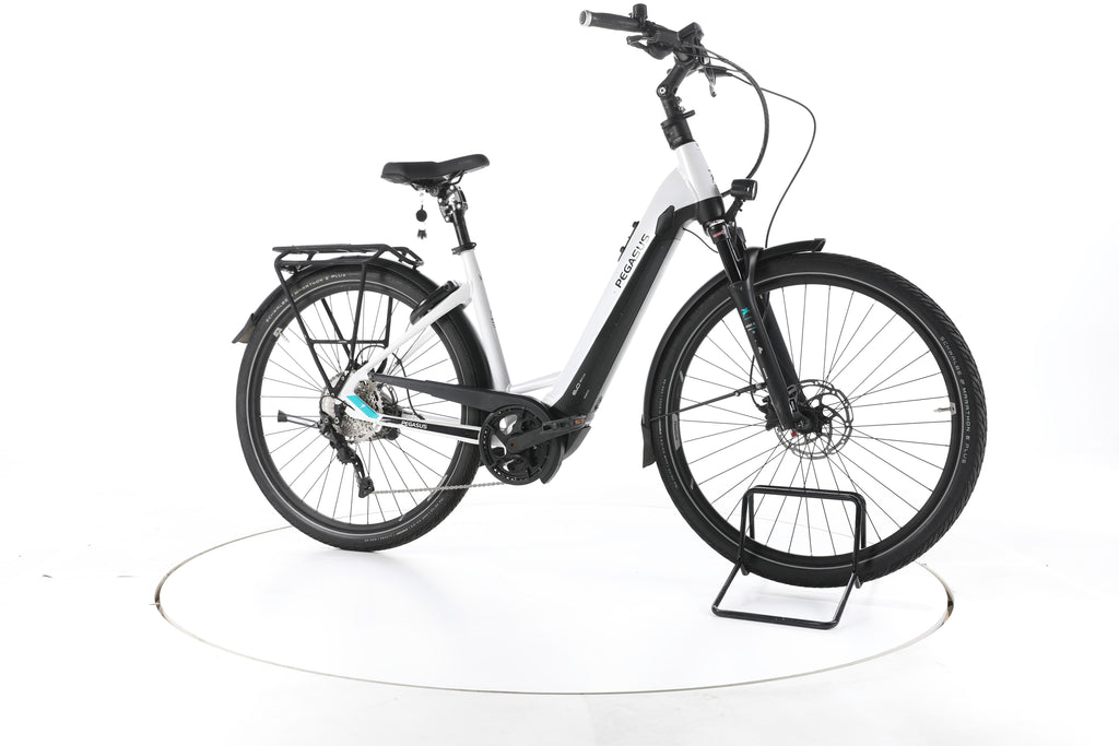 Pegasus Premio Evo Lite Comfort Trekking E-Bike Tiefeinsteiger - Image 2