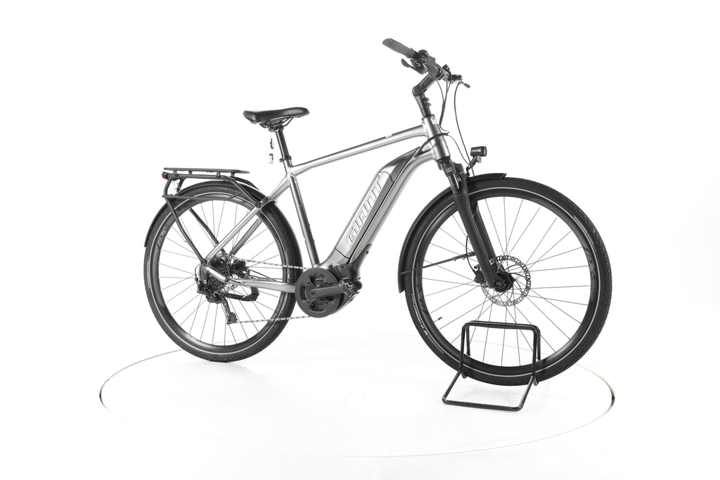 Giant Explore E+ 3 Trekking E-Bike - Image 2
