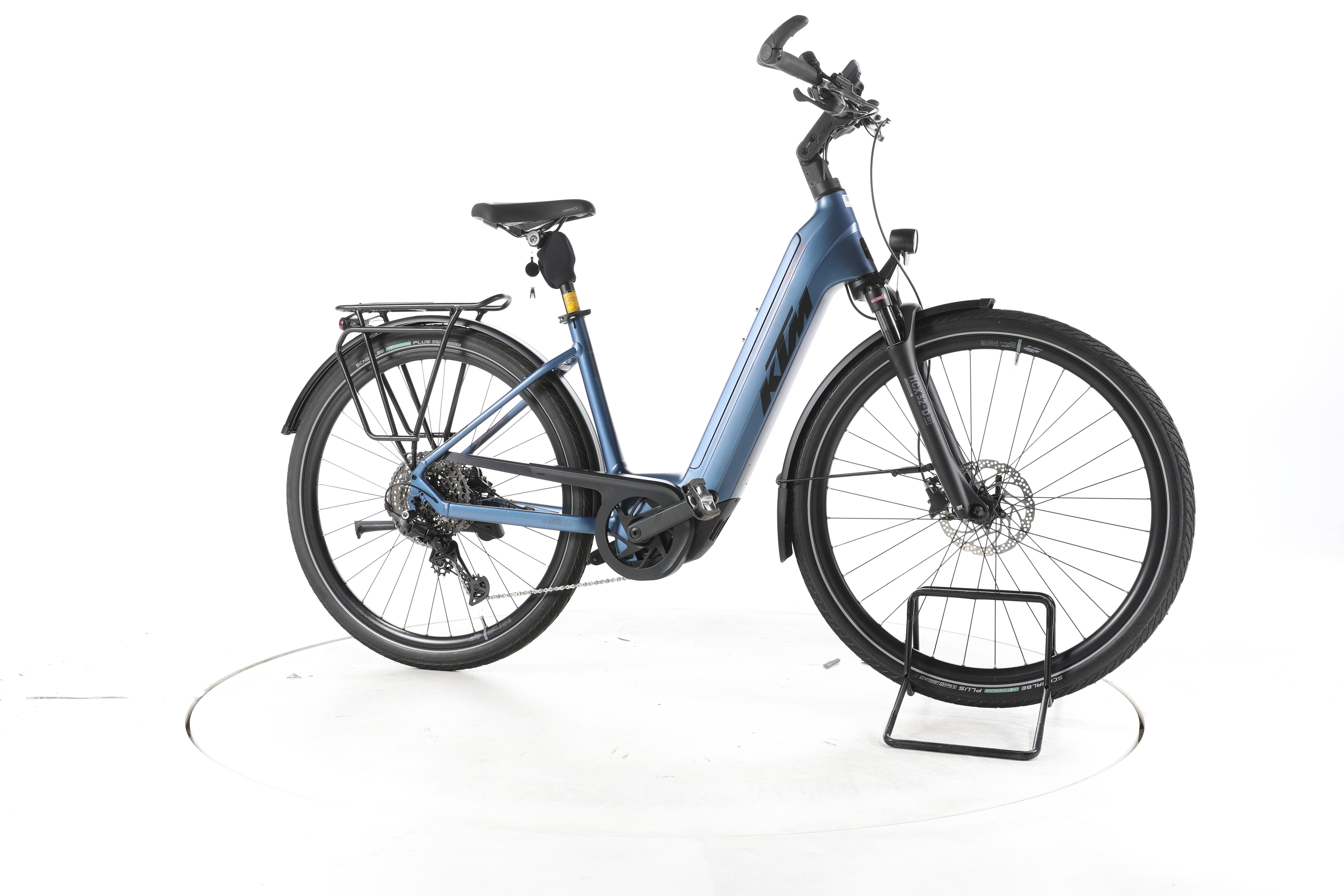 KTM Cento 10 Plus Trekking E-Bike Tiefeinsteiger 2025 - Image 2