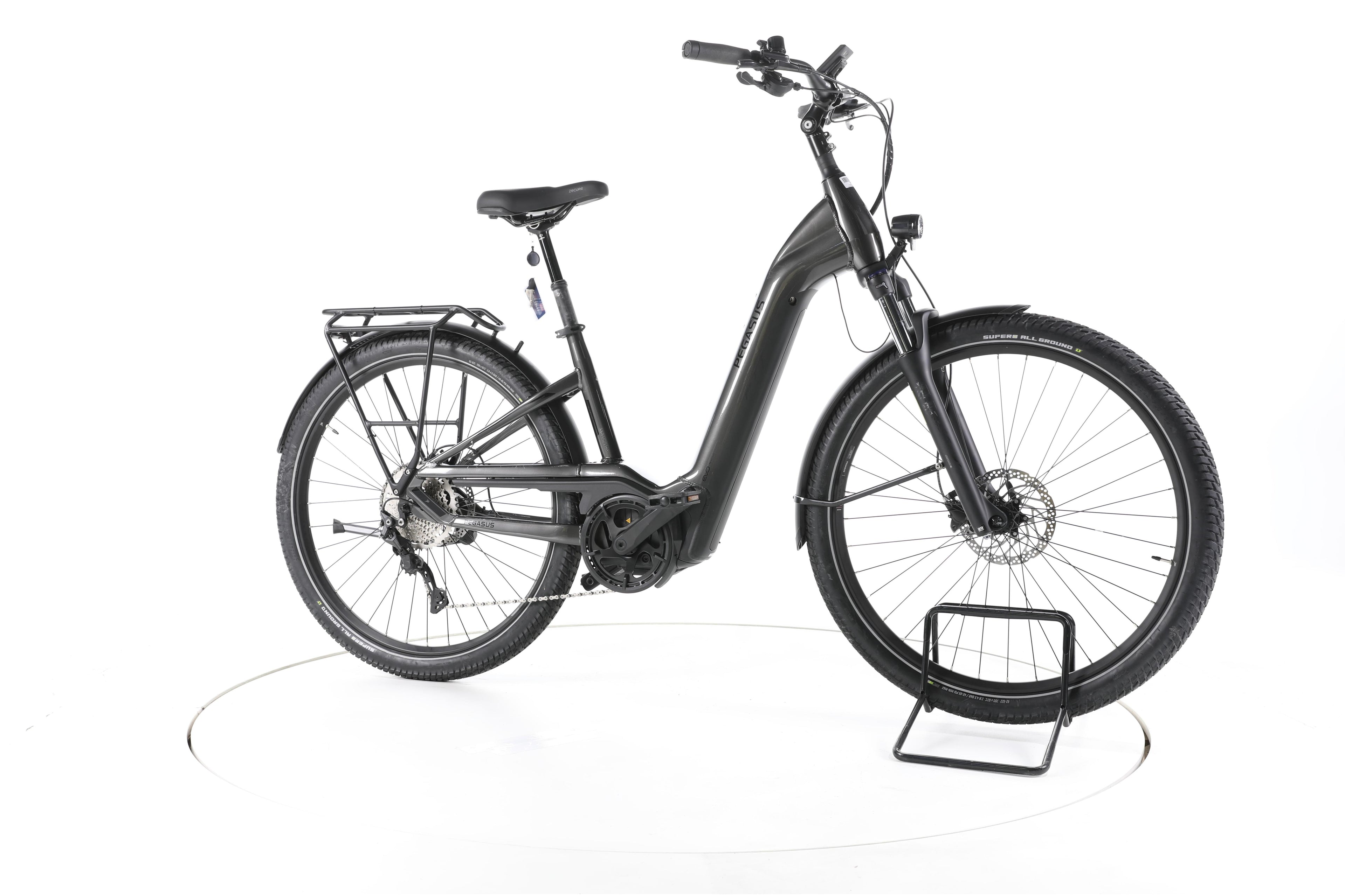 Pegasus Savino EVO 10 Lite Trekking E-Bike Tiefeinsteiger 2023 - Image 2