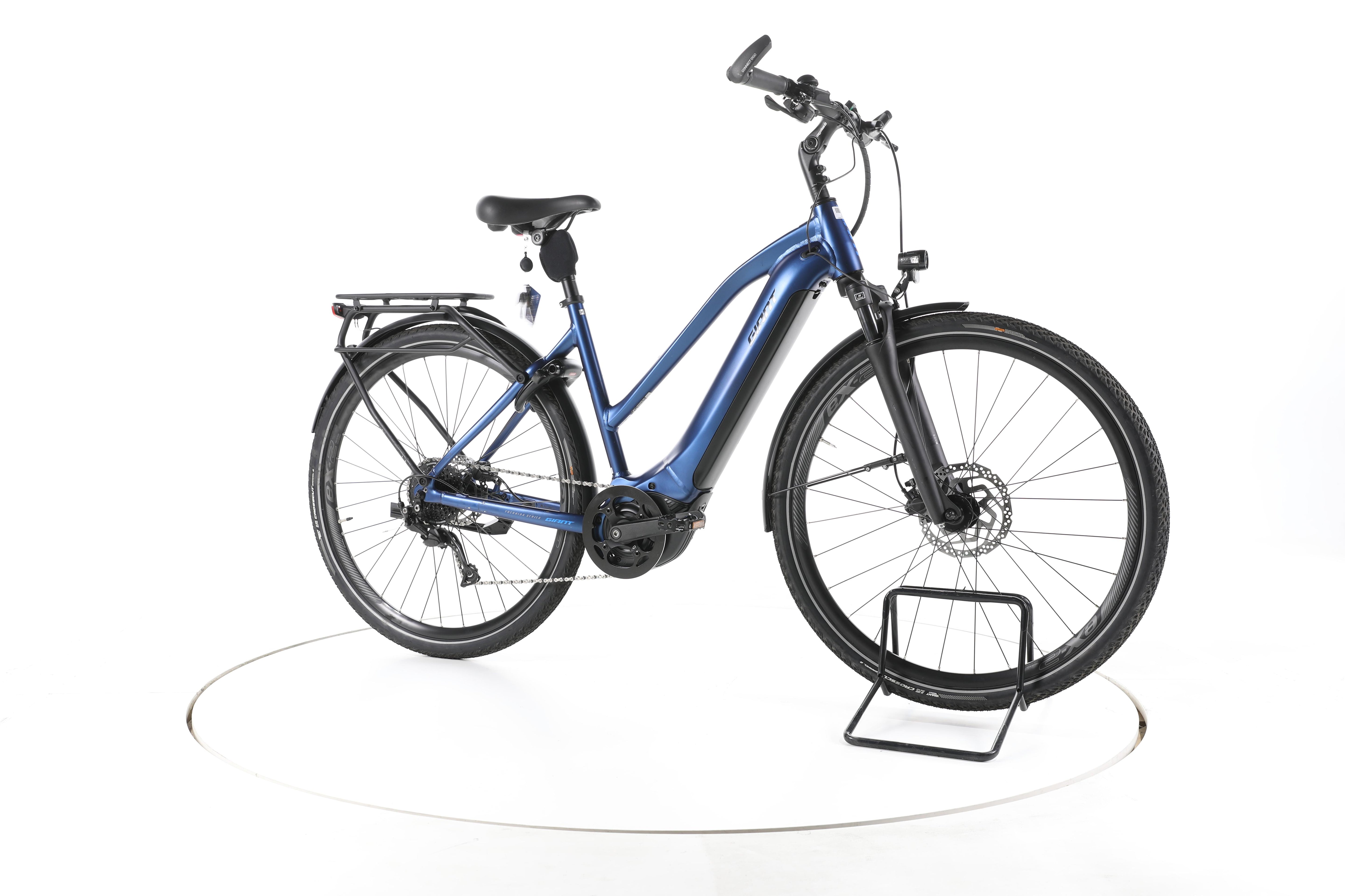 Giant Explore E+ 2 [RC Dash] Trekking E-Bike - Image 2