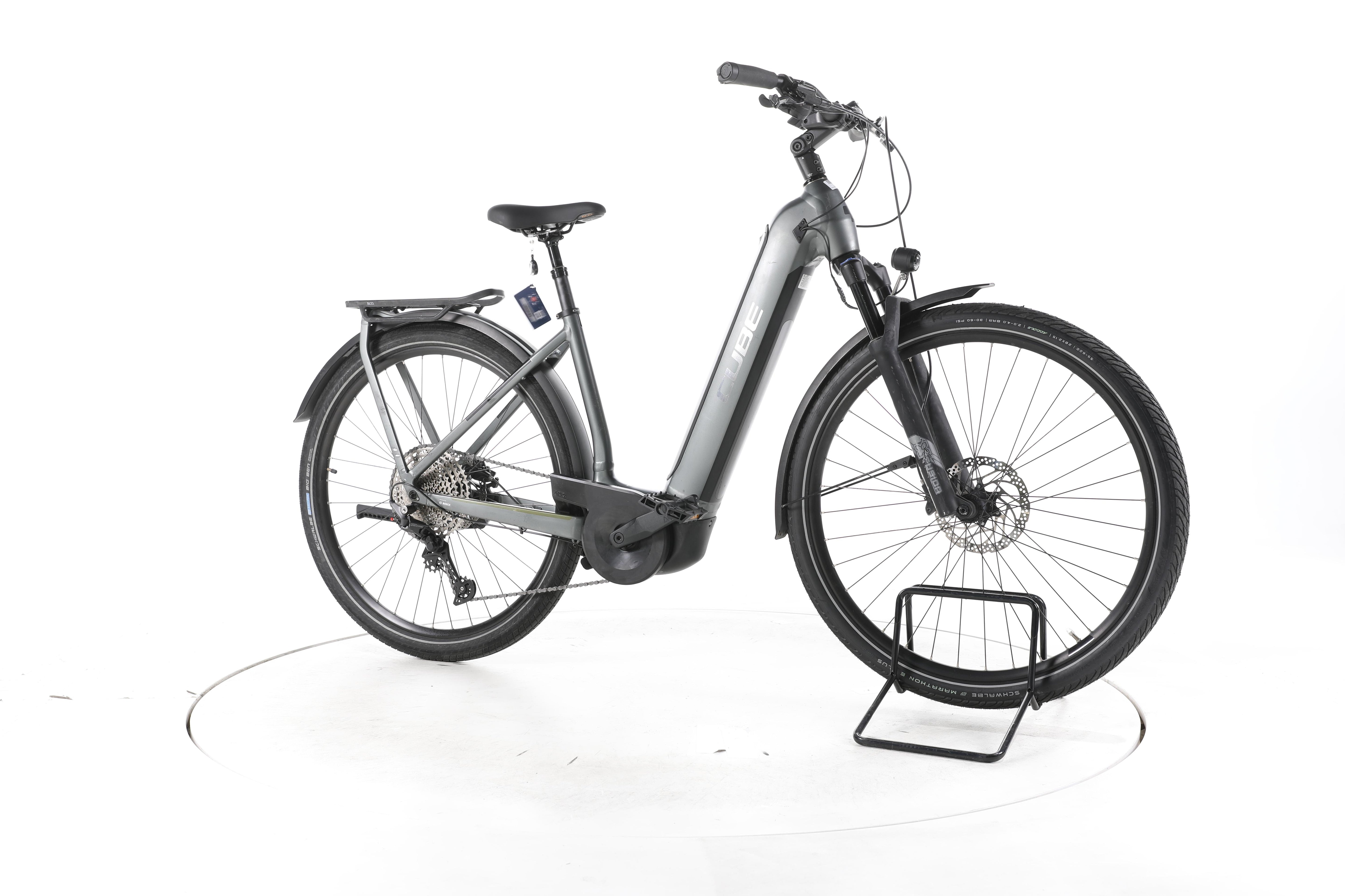 Cube Kathmandu Hybrid Pro Trekking E-Bike Tiefeinsteiger - Image 2
