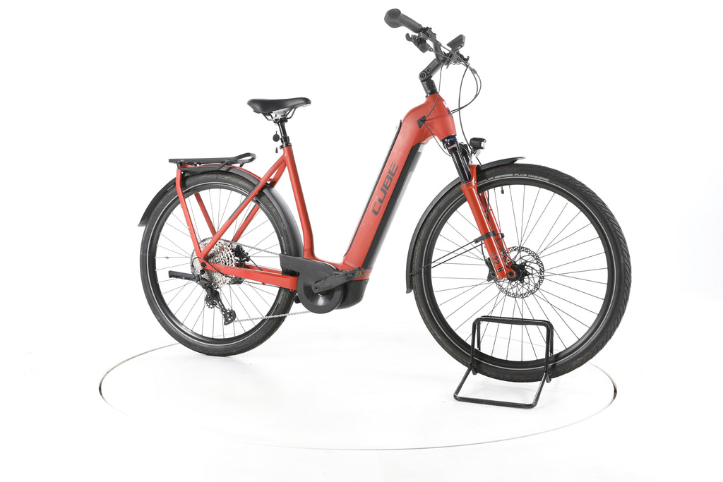 Cube Kathmandu Hybrid Trekking E-Bike Tiefeinsteiger - Image 2