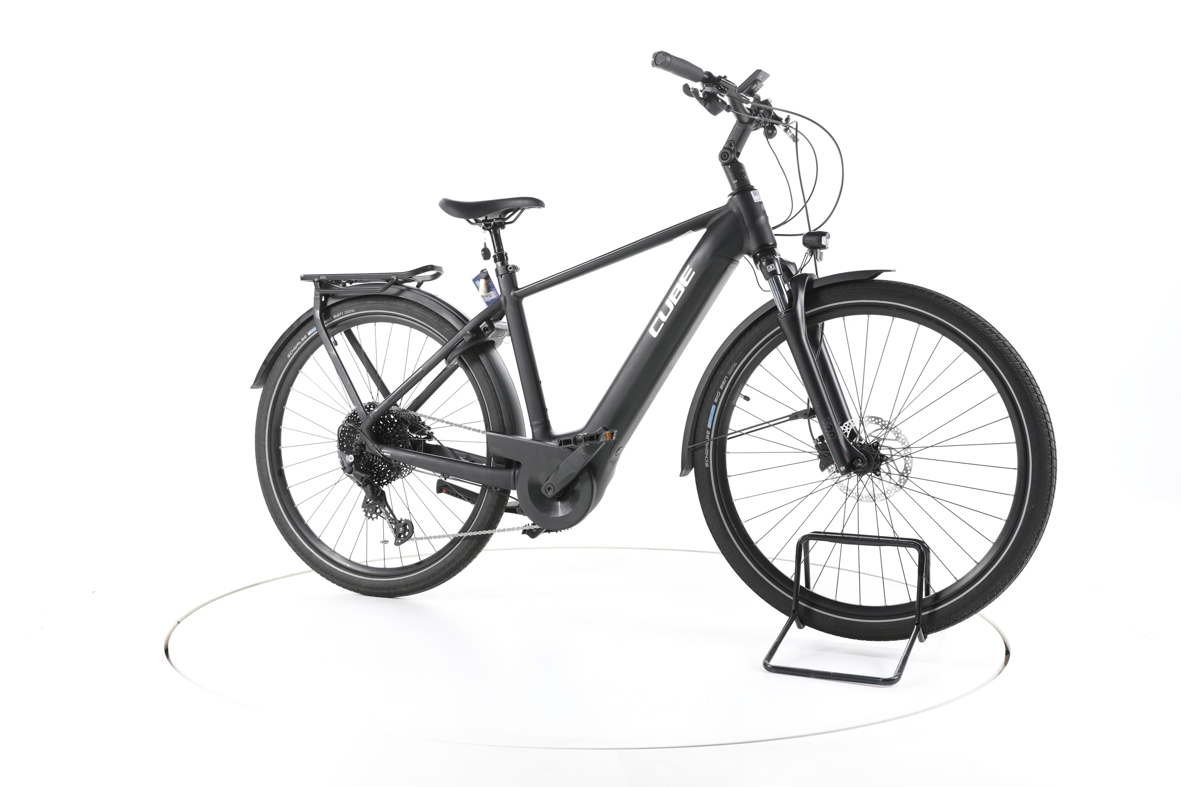Cube Touring Hybrid Pro Trekking E-Bike 2023 - Image 2