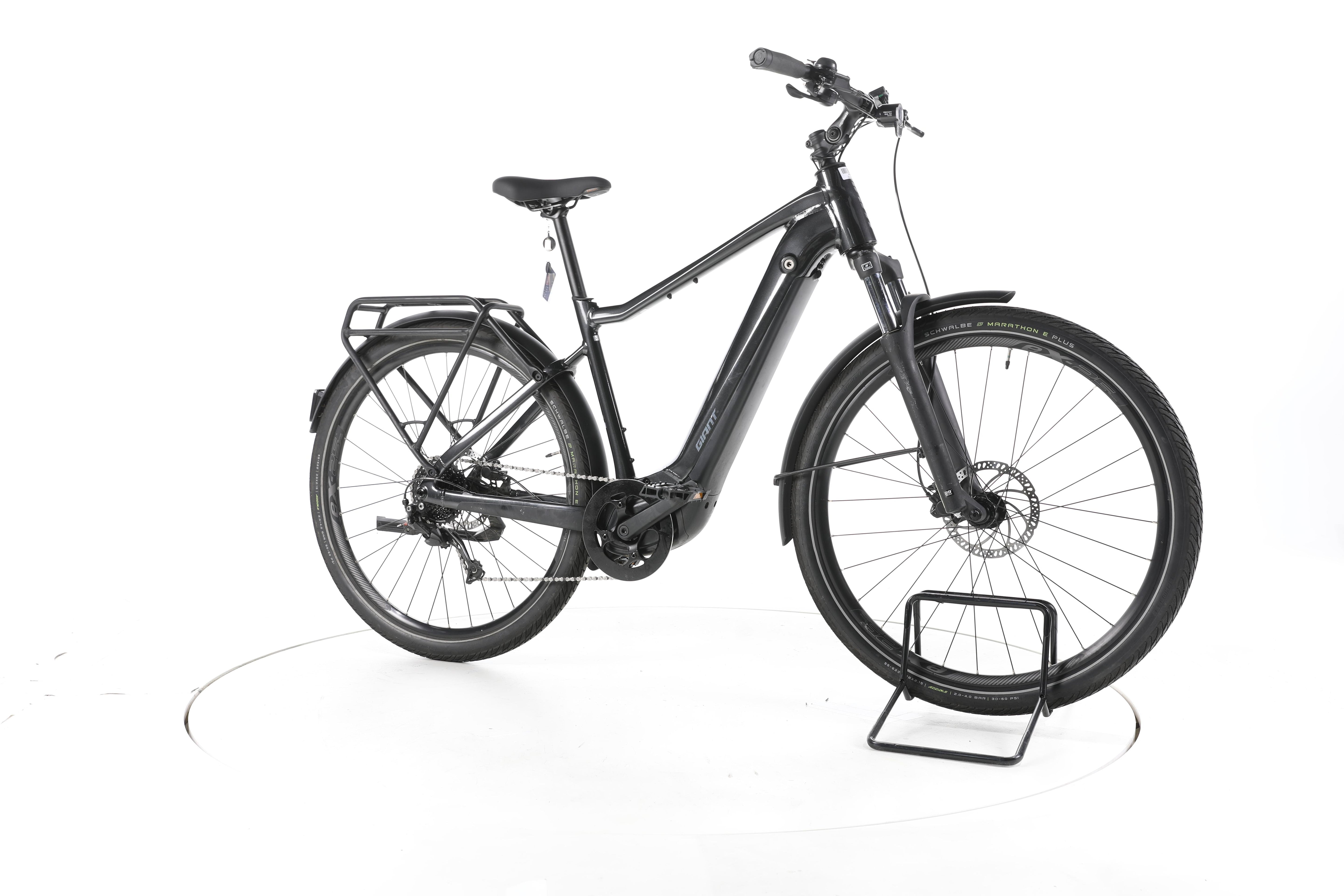Giant Explore E+ 2 Trekking E-Bike - Image 2