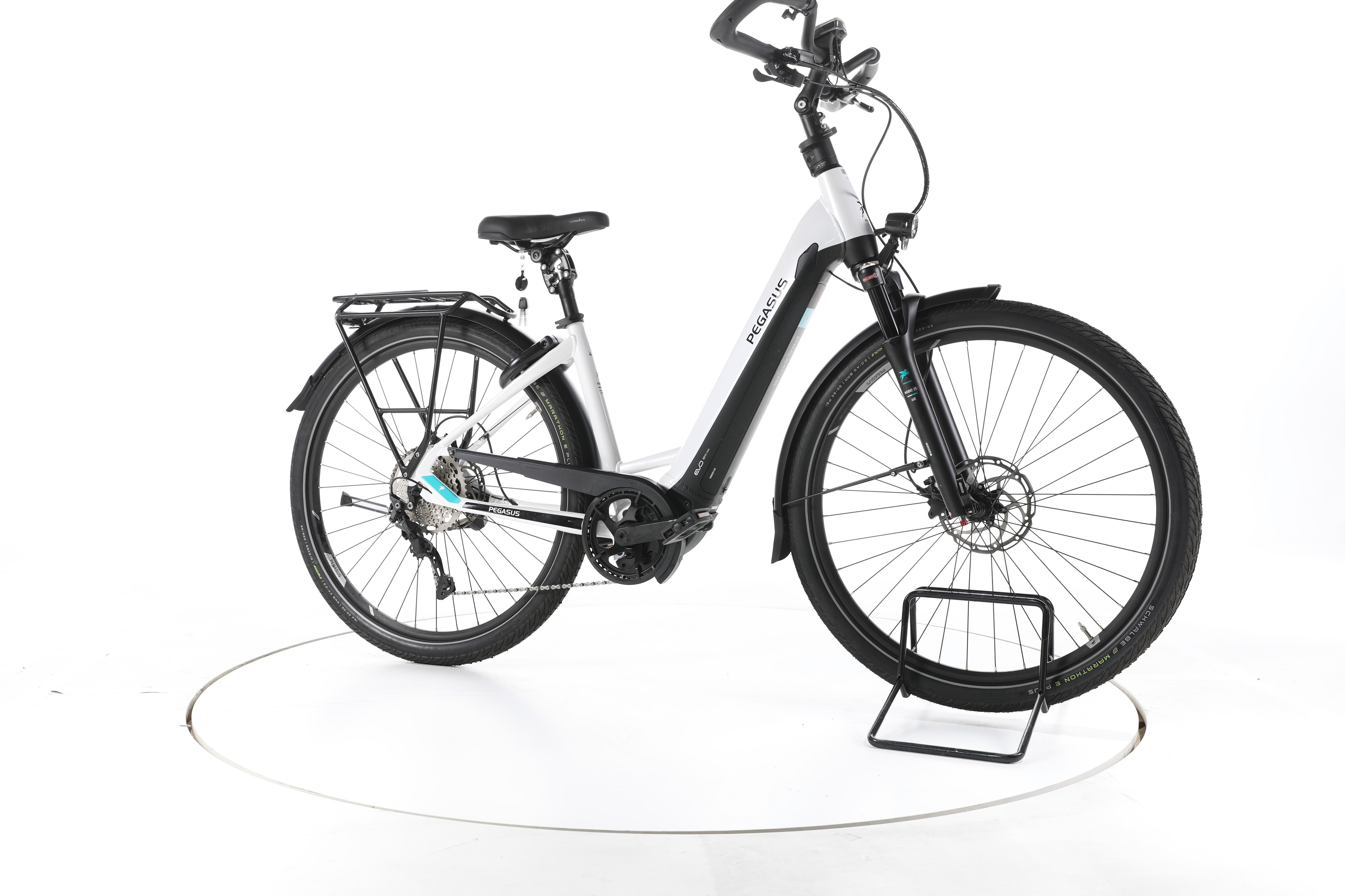 Pegasus Premio Evo 10 Lite Trekking E-Bike Tiefeinsteiger - Image 2
