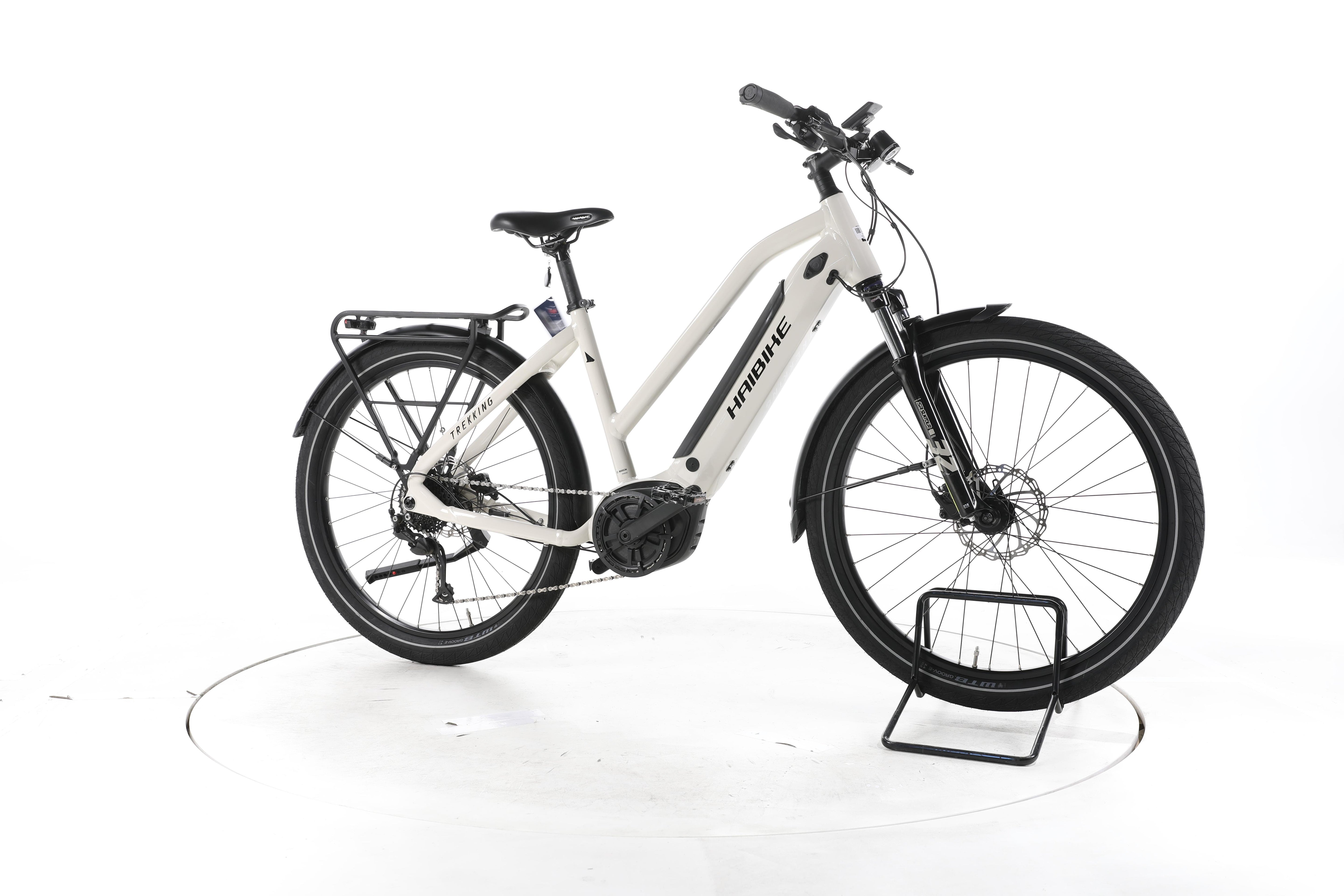Haibike Trekking 3 Trekking E-Bike - Image 2