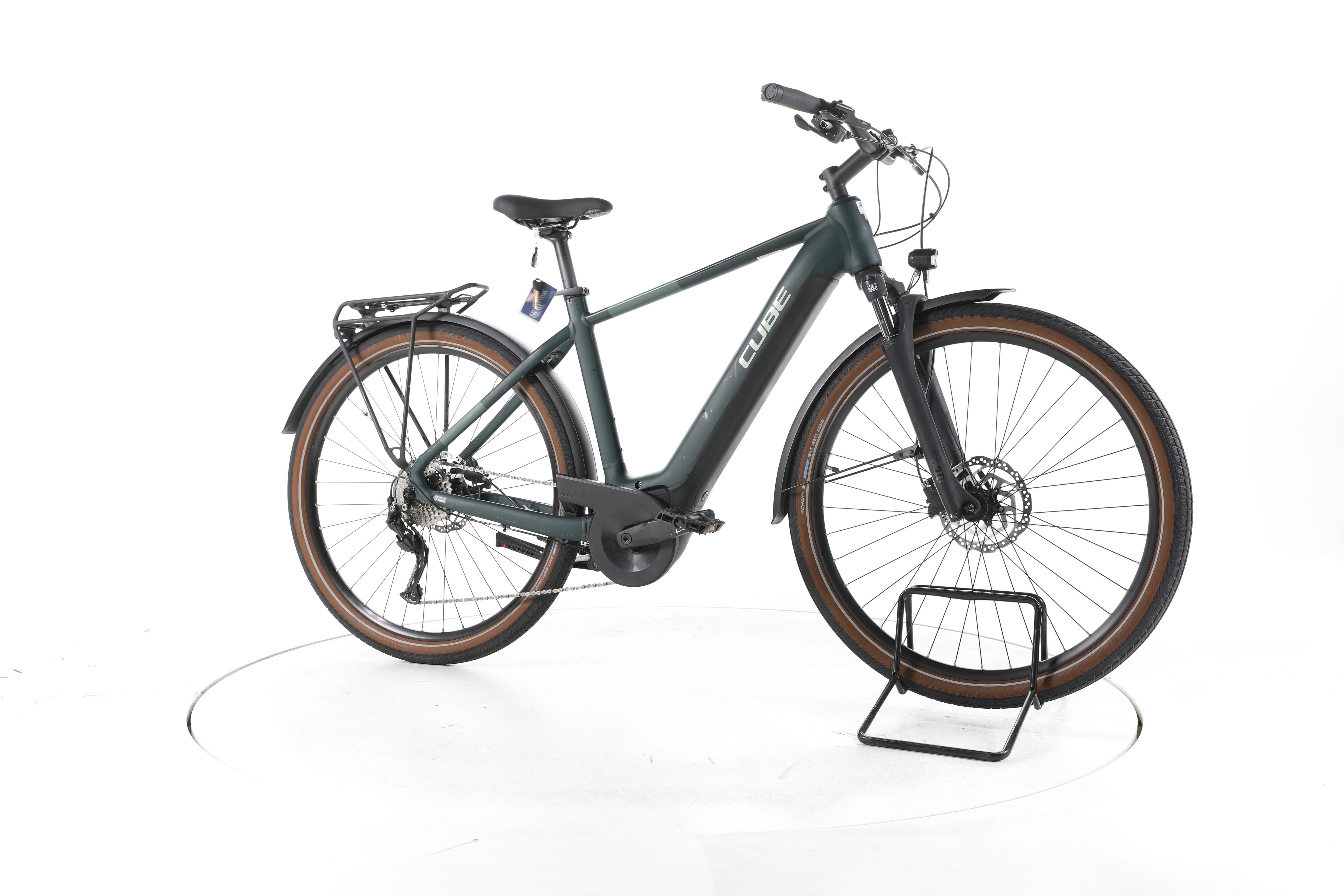 Cube Touring Hybrid ONE Trekking E-Bike - Image 2