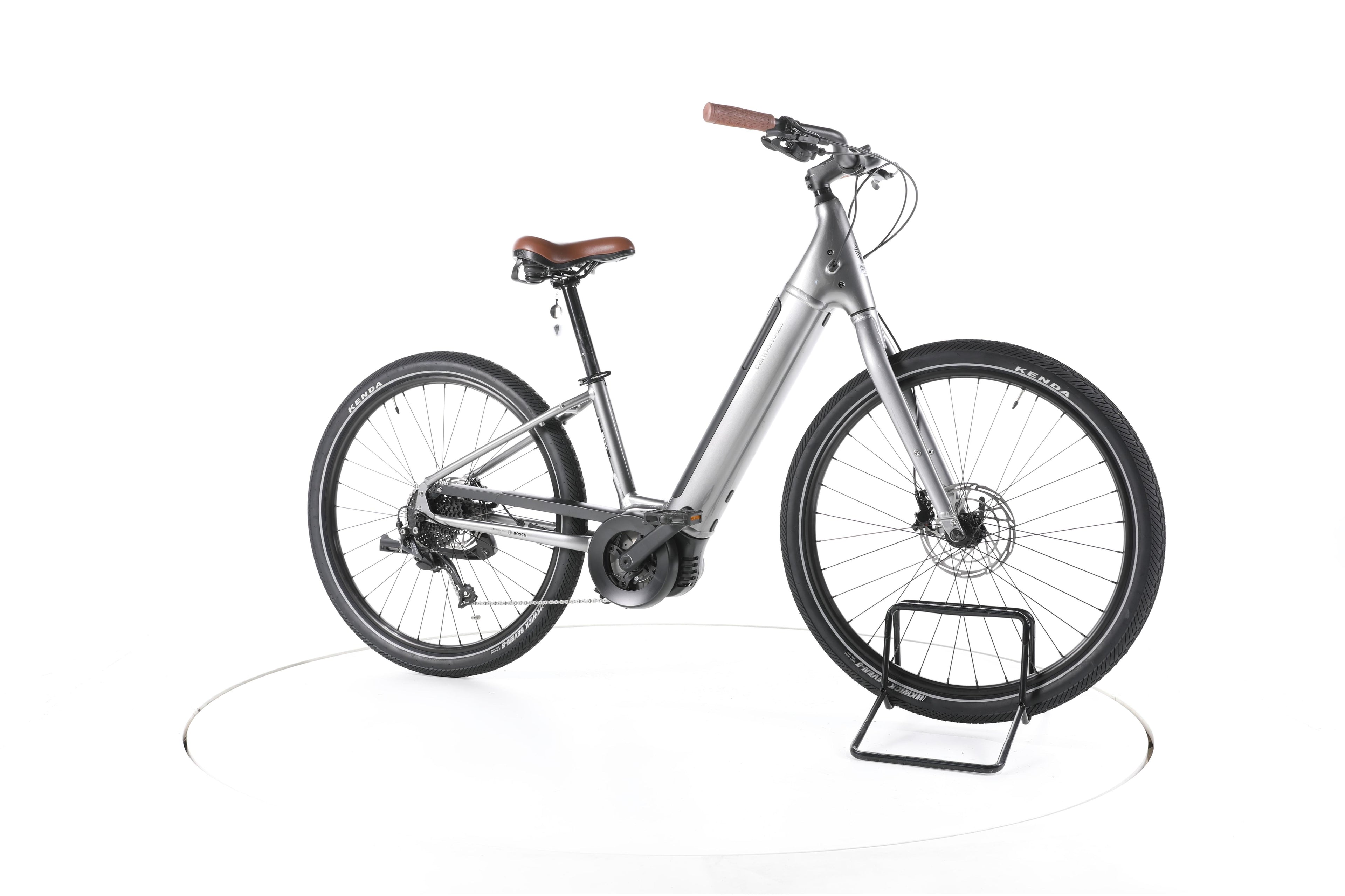Cannondale Adventure Neo 4 Trekking E-Bike Tiefeinsteiger - Image 2