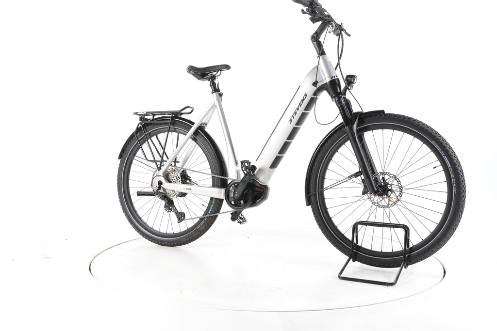 Stevens E-Universe 7.6 Plus FEQ Trekking E-Bike Tiefeinsteiger - Image 2