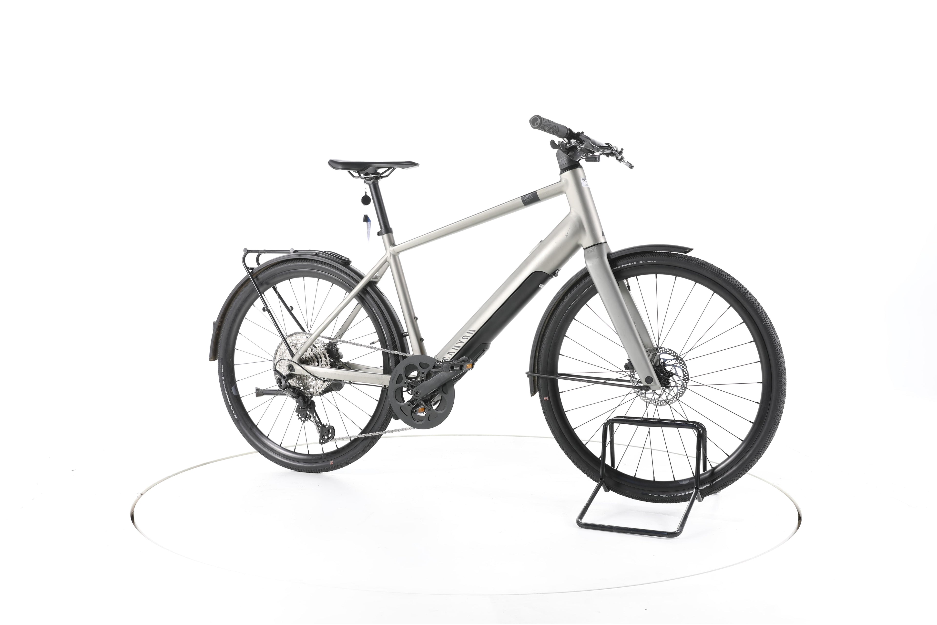 Canyon Commuter:ONE 7 Trekking E-Bike - Image 2