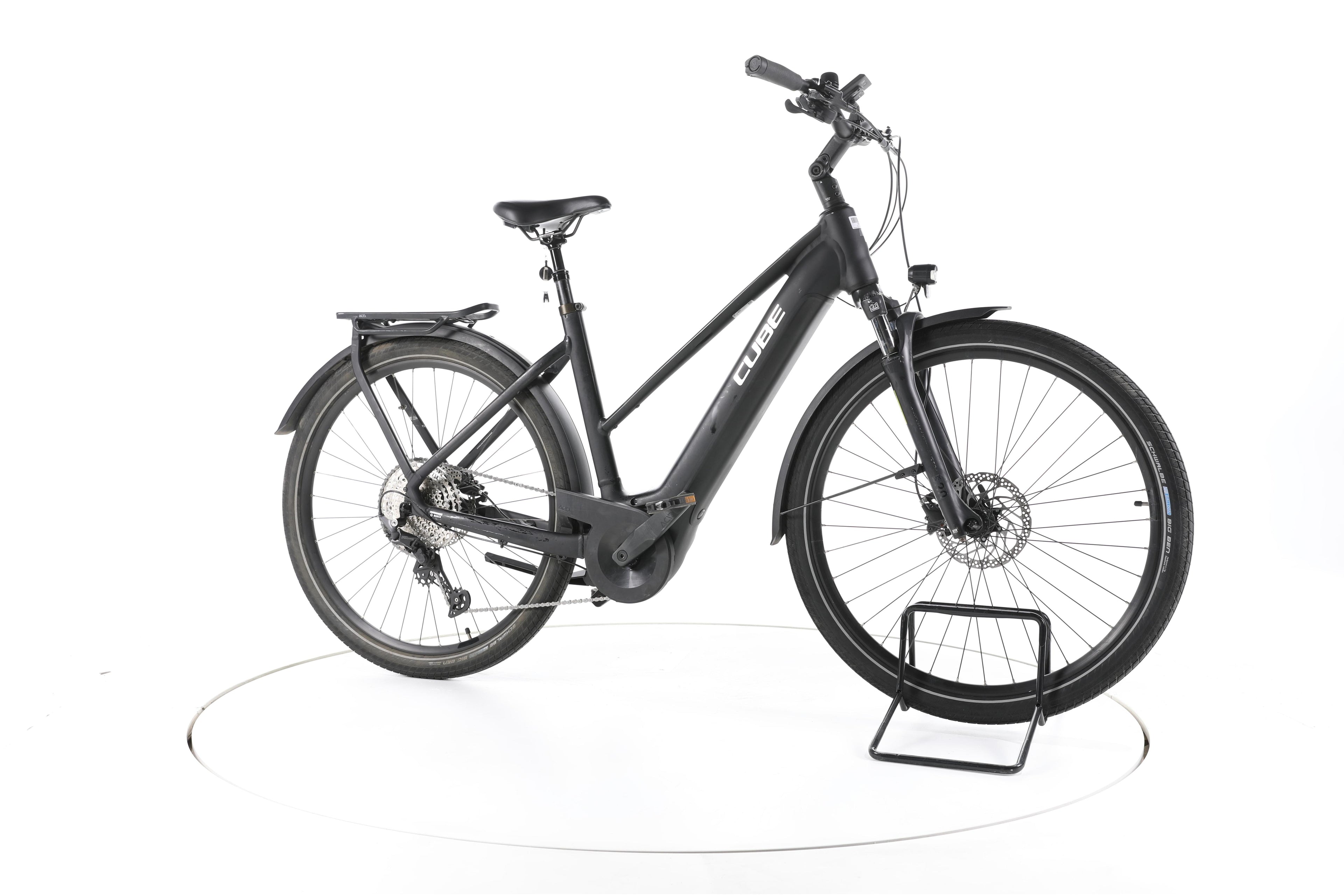 Cube Touring Hybrid Pro Trekking E-Bike 2023 - Image 2