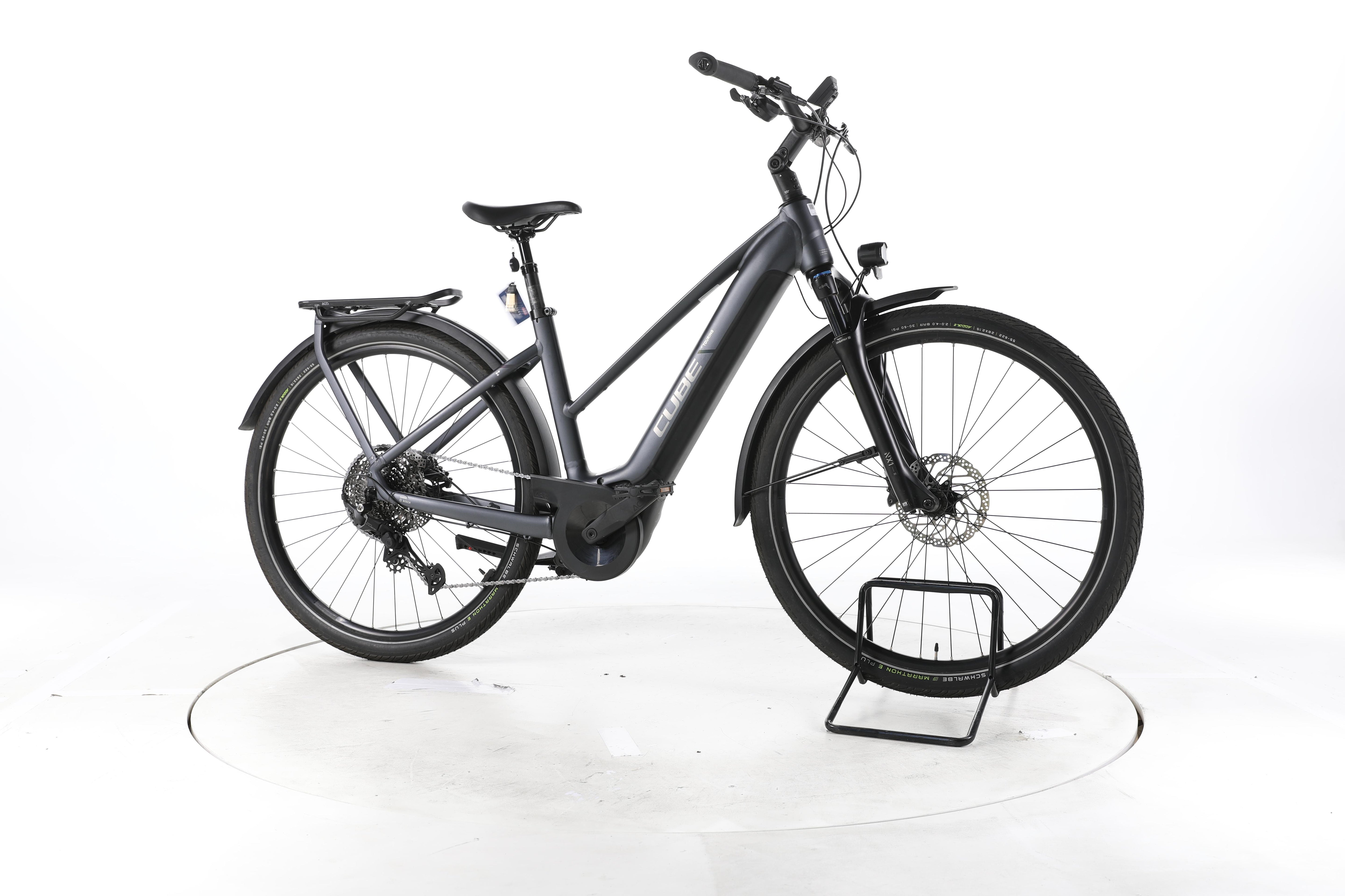 Cube Touring Hybrid Pro Trekking E-Bike 2025 - Image 2
